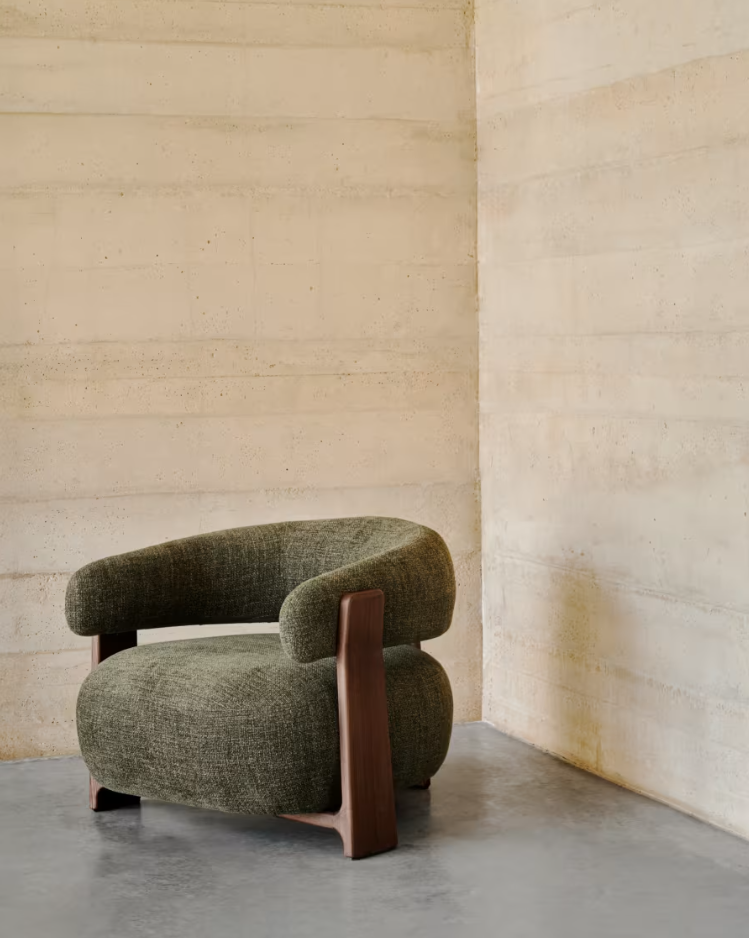 Sessel GRANITE grün mit dunklem Eschenfuß