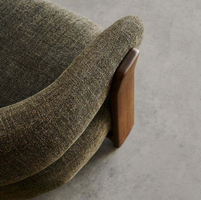 Sessel GRANITE grün mit dunklem Eschenfuß