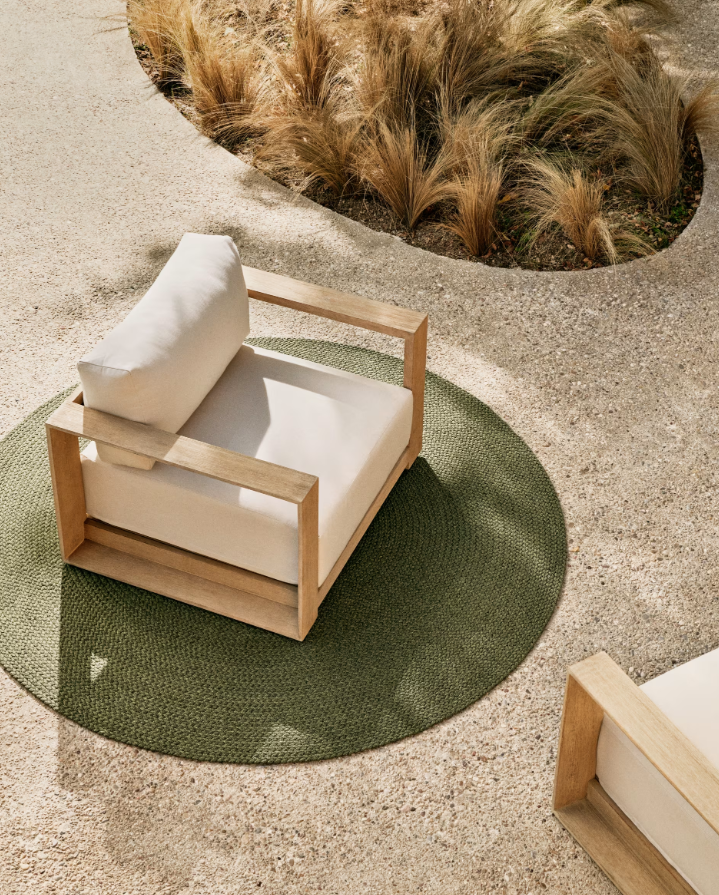 Ambra external armchair acacia wood with a creamy seat