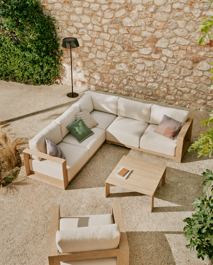 External coffee table amber acacia wood