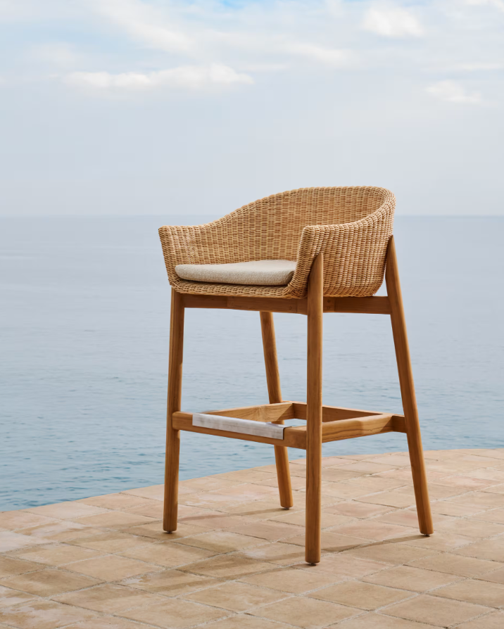 External hocher galea wooden teke with rattan seat