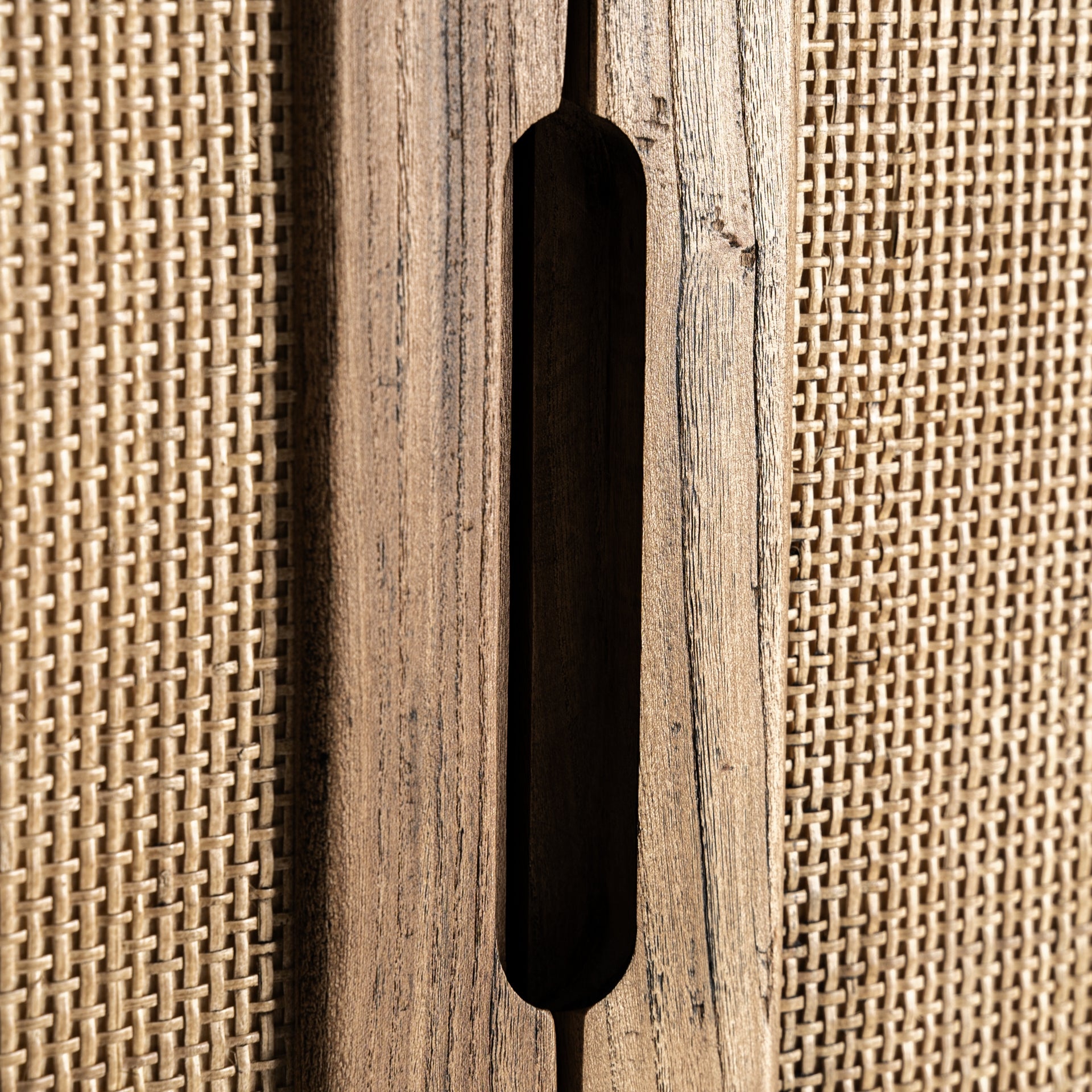 BYREMO Wardrobe in Elm Wood