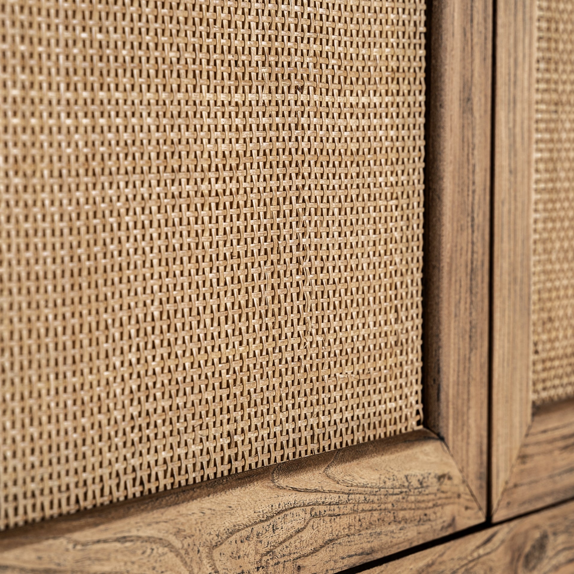 BYREMO Wardrobe in Elm Wood