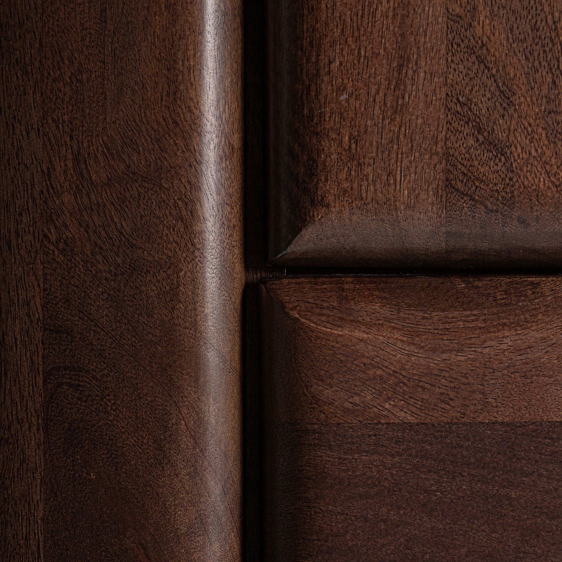 Kleiderschrank CRAIGH aus Mangoholz