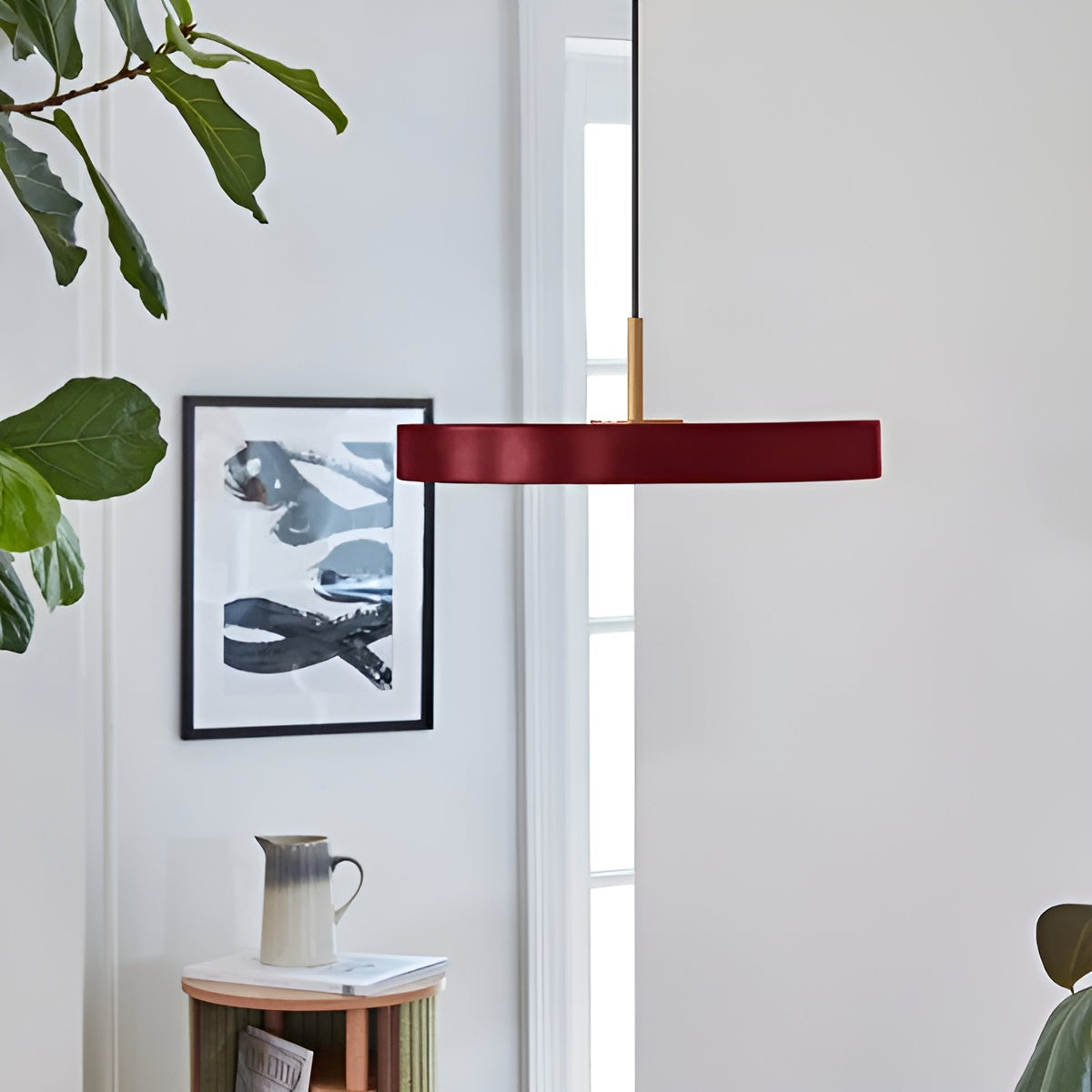 Pendelleuchte ASTERIA PLUS bordeaux mit goldener Einlage