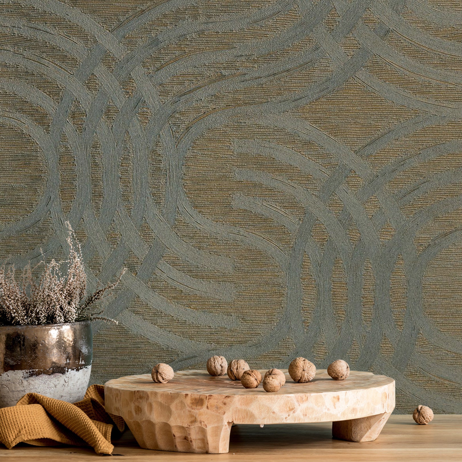 Metallic Wallpaper with Abstract Pattern AURARIA - VERT DE GRIS/DORE Green with Gold