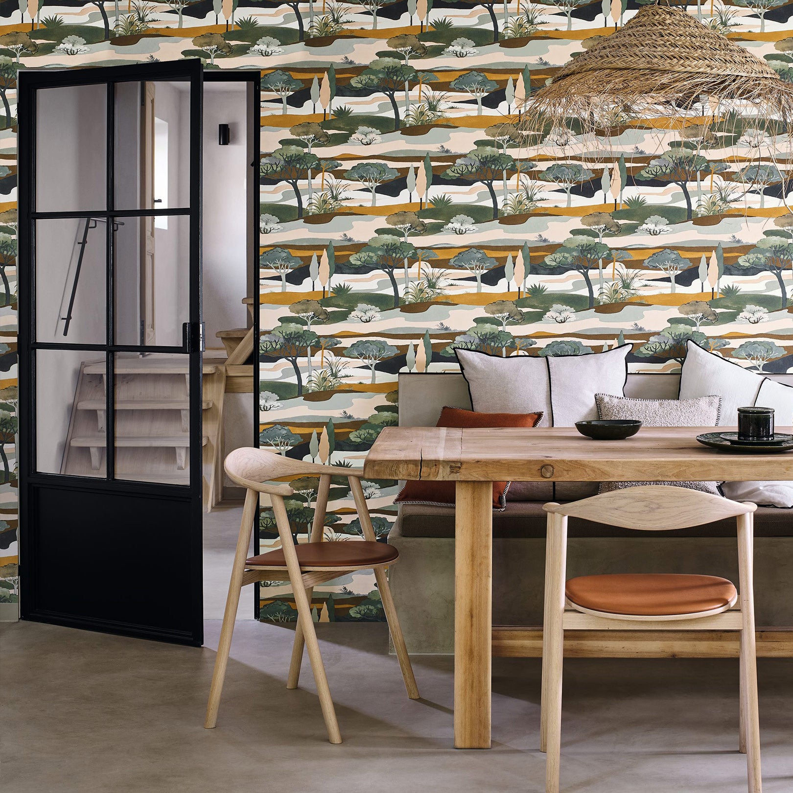 Tapete mit Landschaftsdesign und Pflanzenmotiv CAP FERRET - CYPRÈS/OCRE grün mit braun