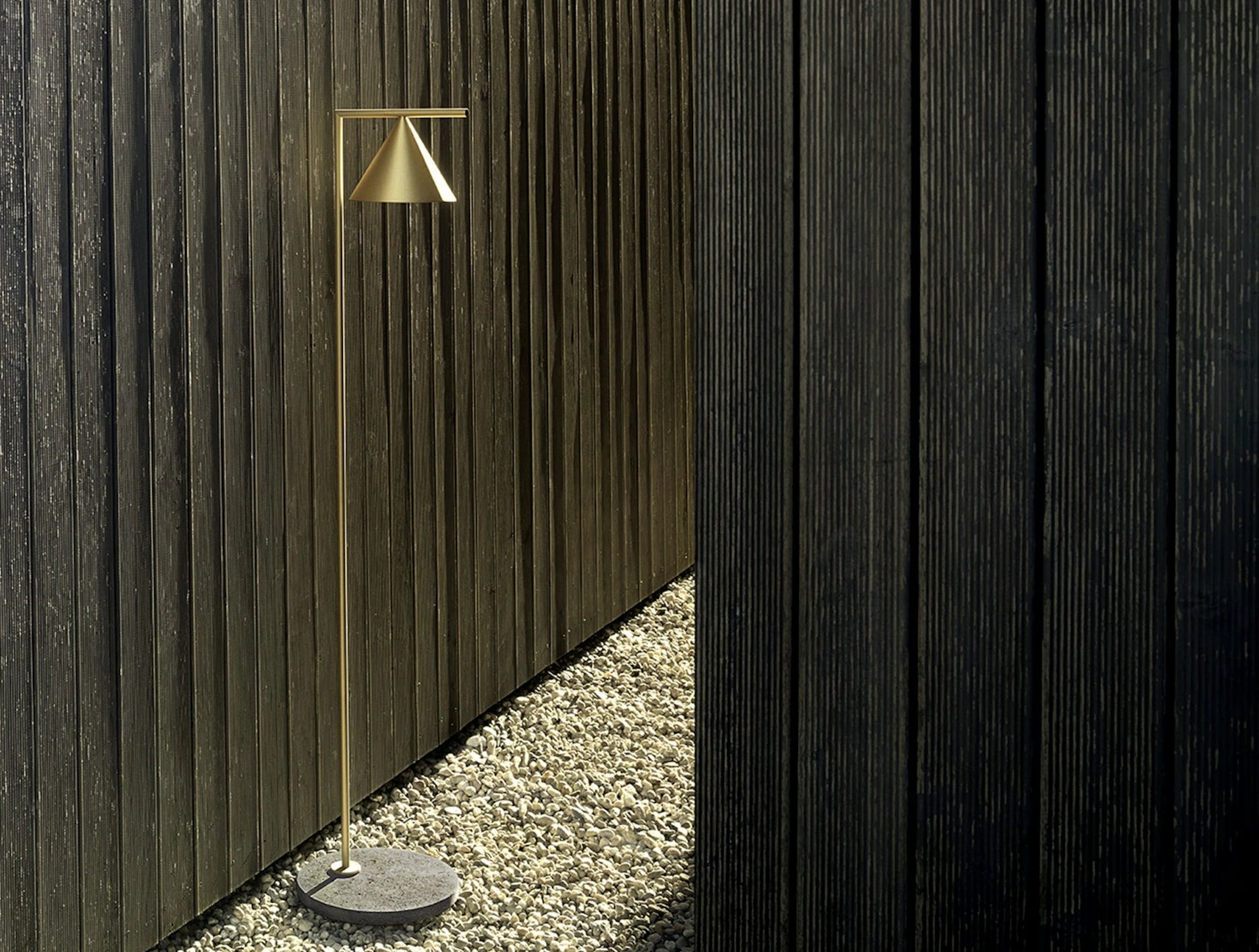 CAPTAIN FLINT Brass Floor Lamp