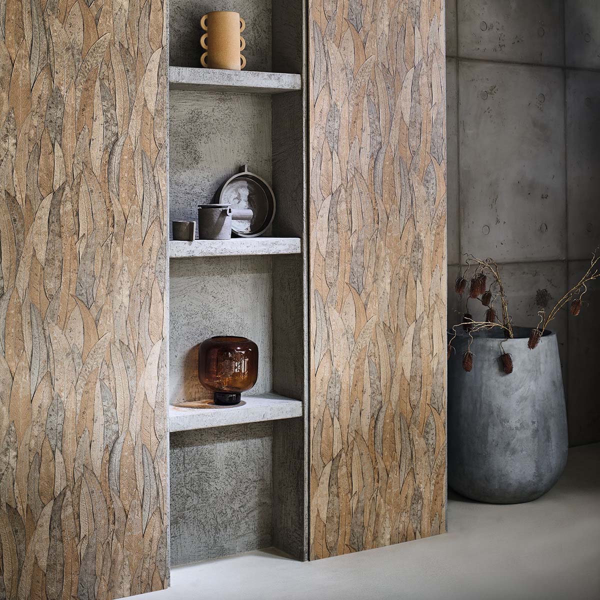 Strukturtapete mit Pflanzenmotiv in Eukalyptusblättern NELUWA - ANTHRAZIT antrazitfarben