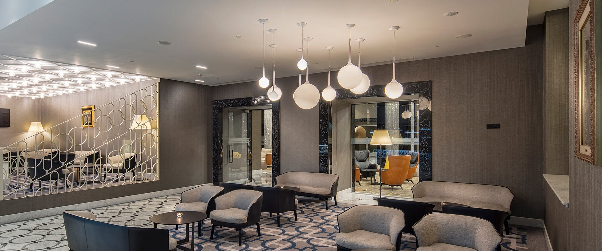 CASTORE White Pendant Lamp