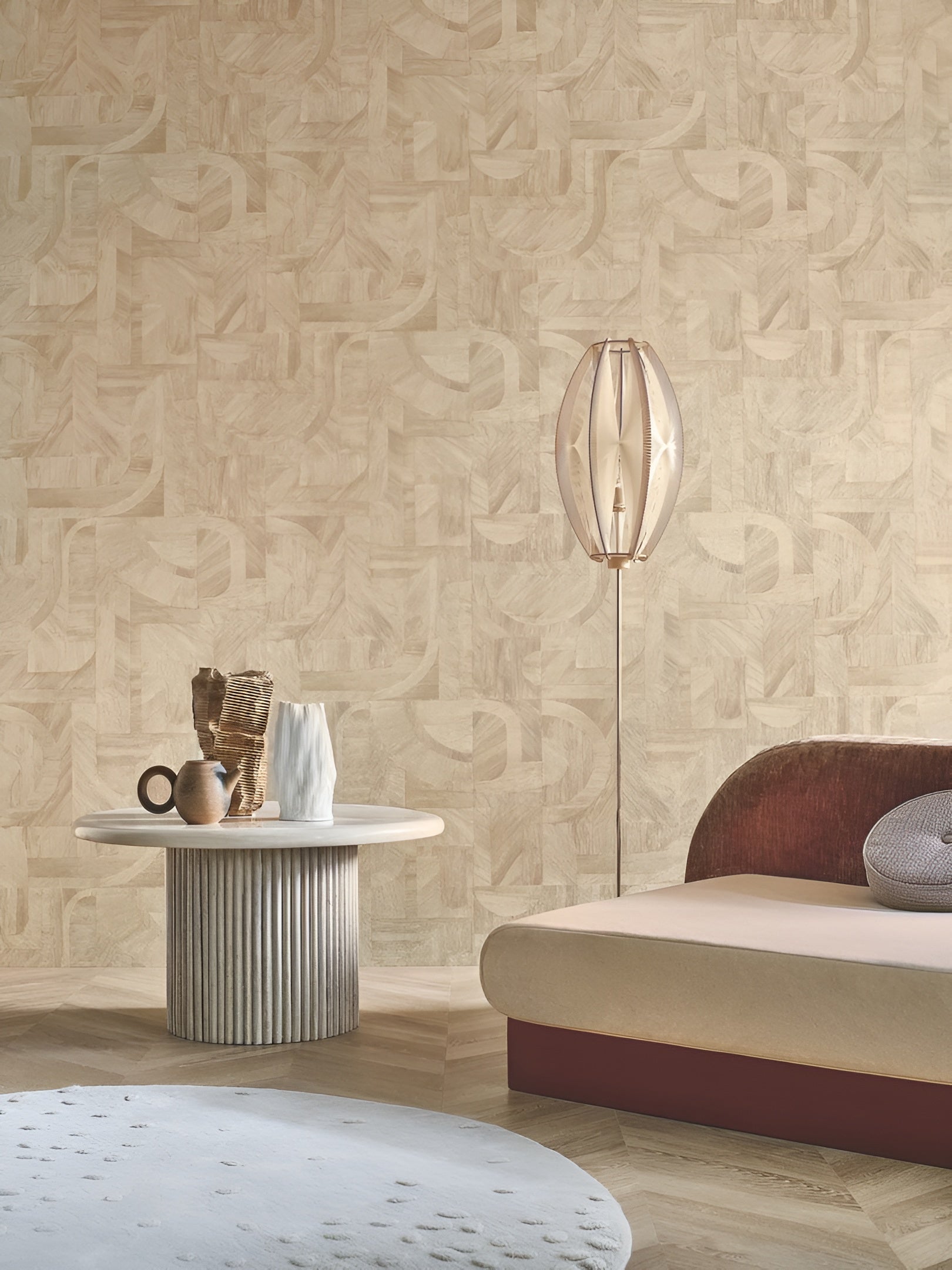 Wallpaper with a pattern inspired by the intarsia technique INTARSIA - SAND TRAVERTINE