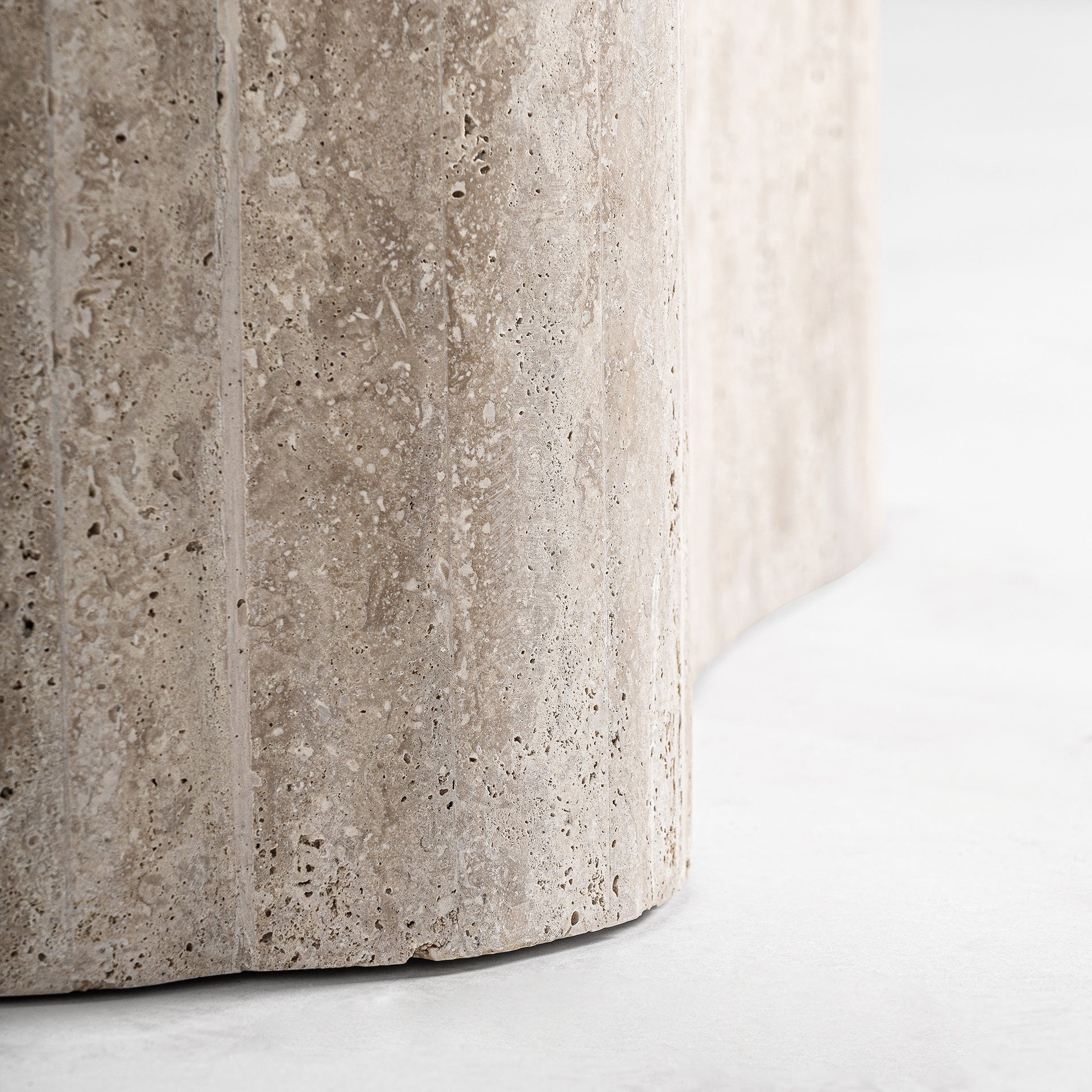 THIENNES Console Travertine