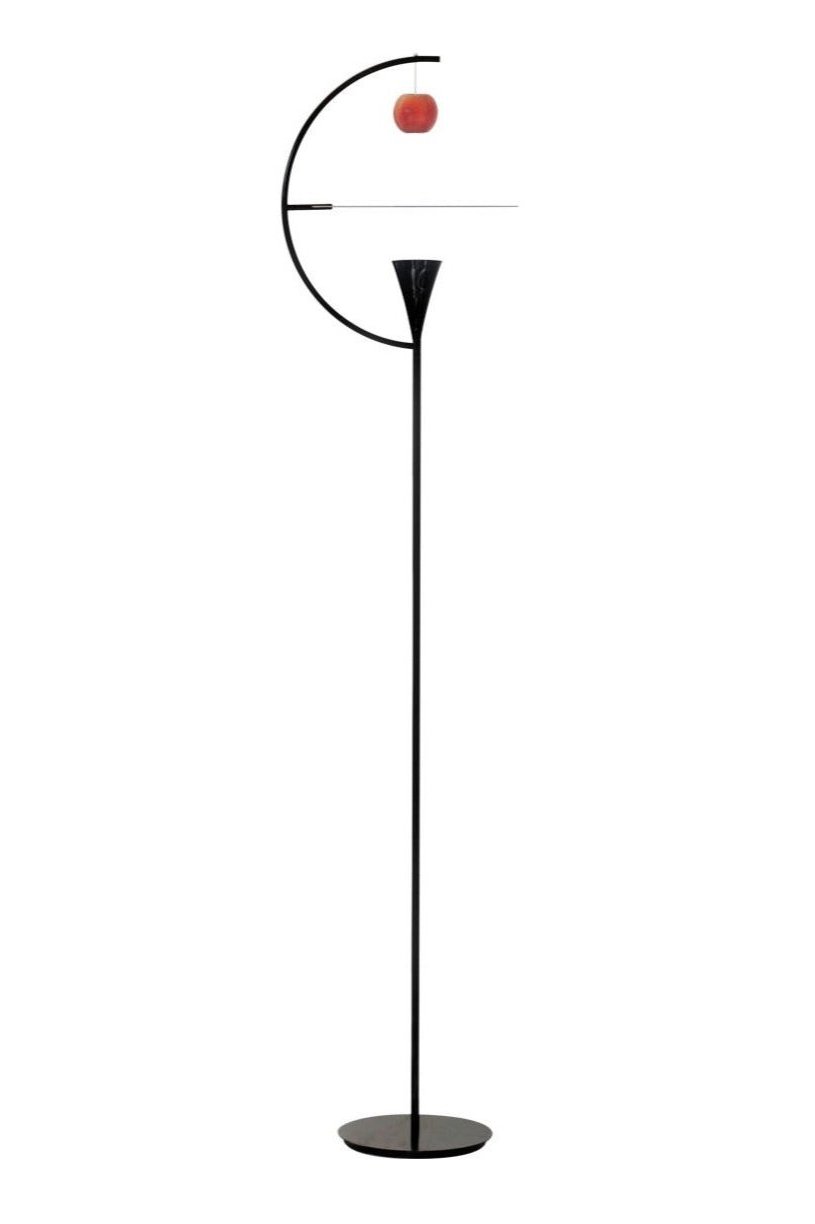 Newton floor lamp black