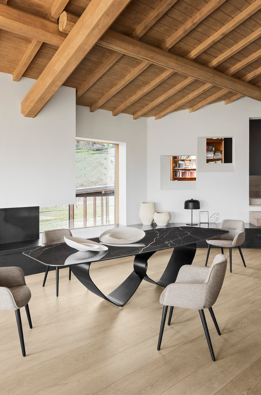 BREEZE table with black top and black base
