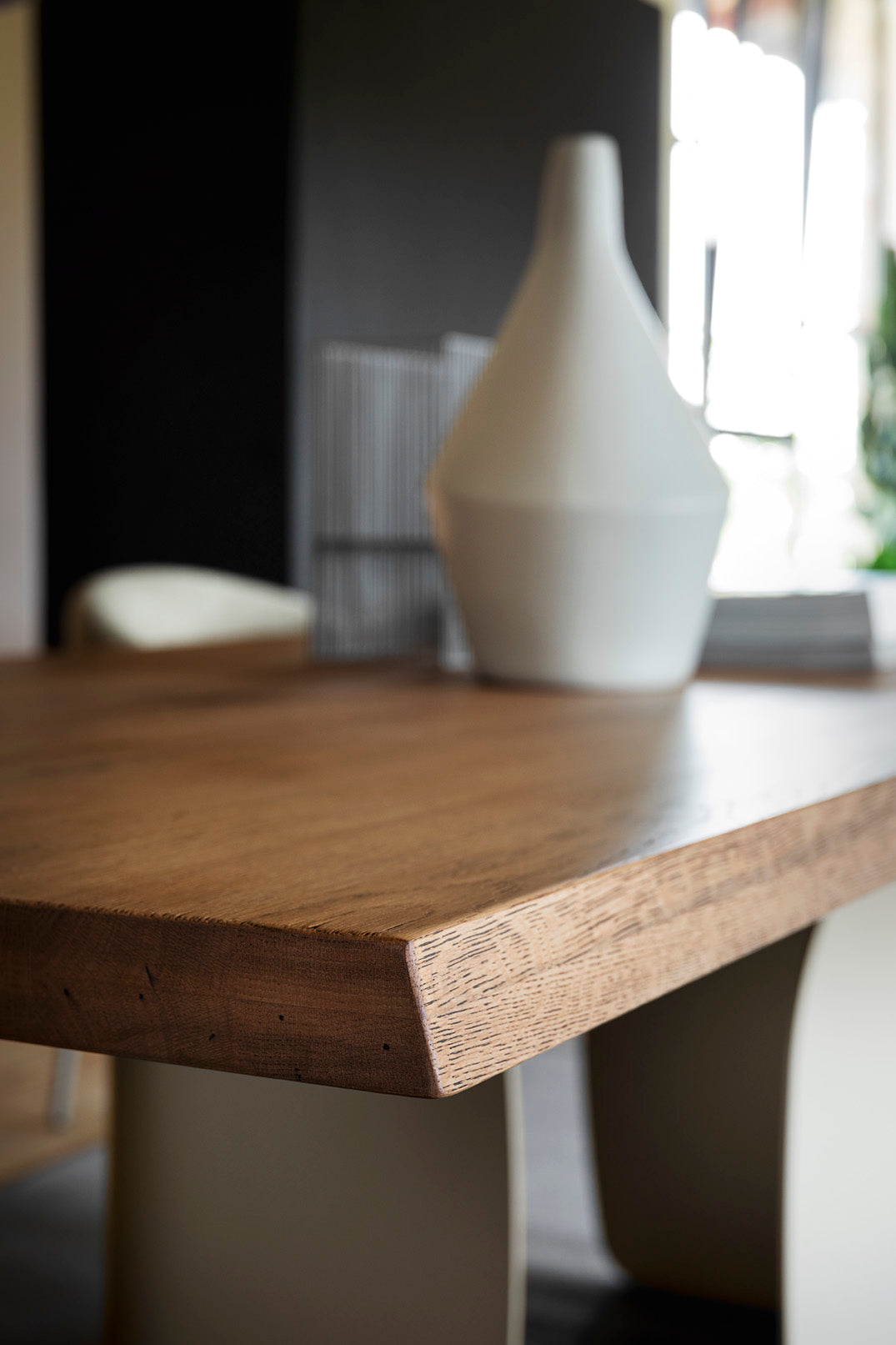 Rechteckiger Tisch TWINS mit Holzplatte und schwarzem Gestell