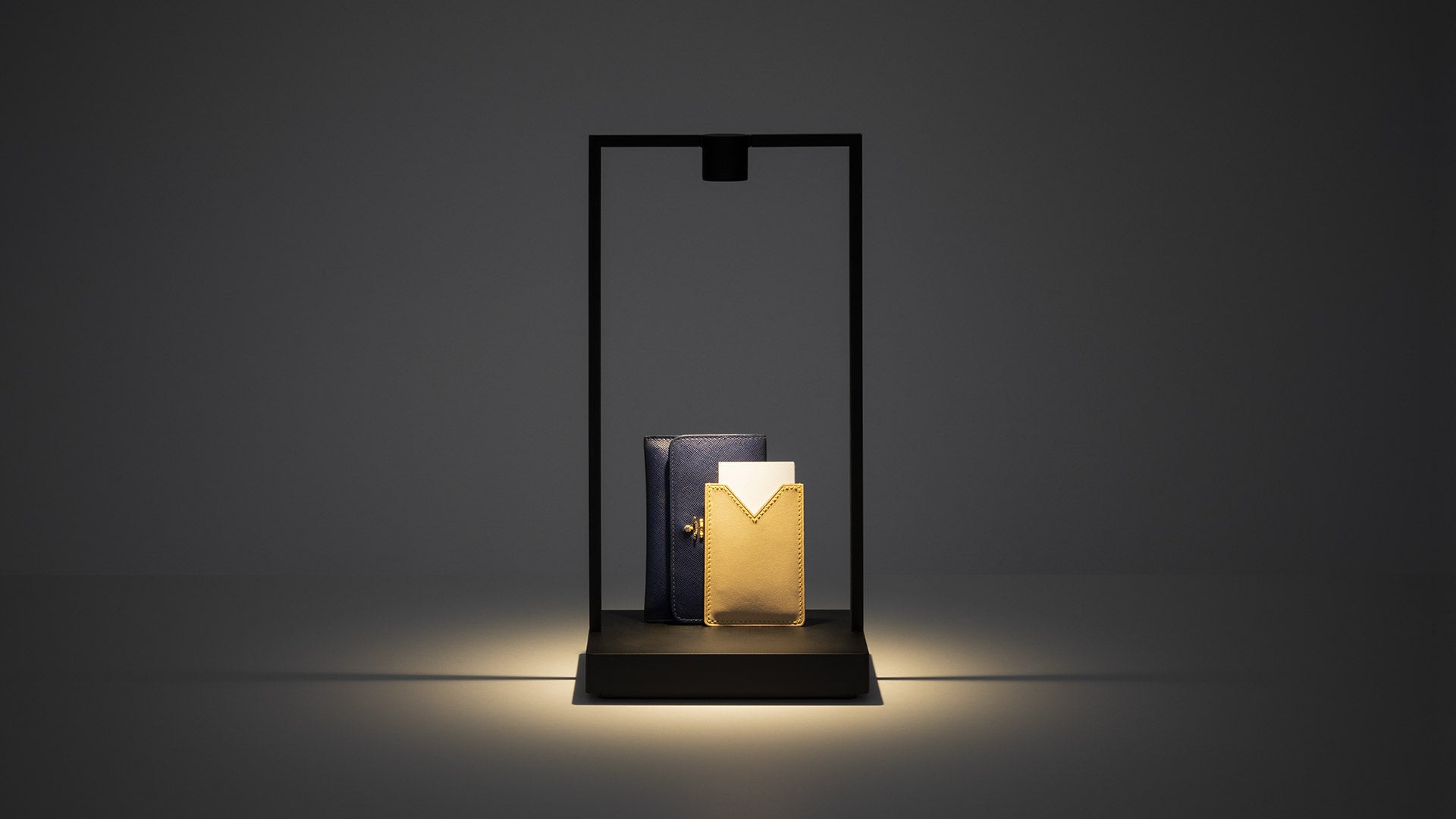 Portable Lamp CURIOSITY black