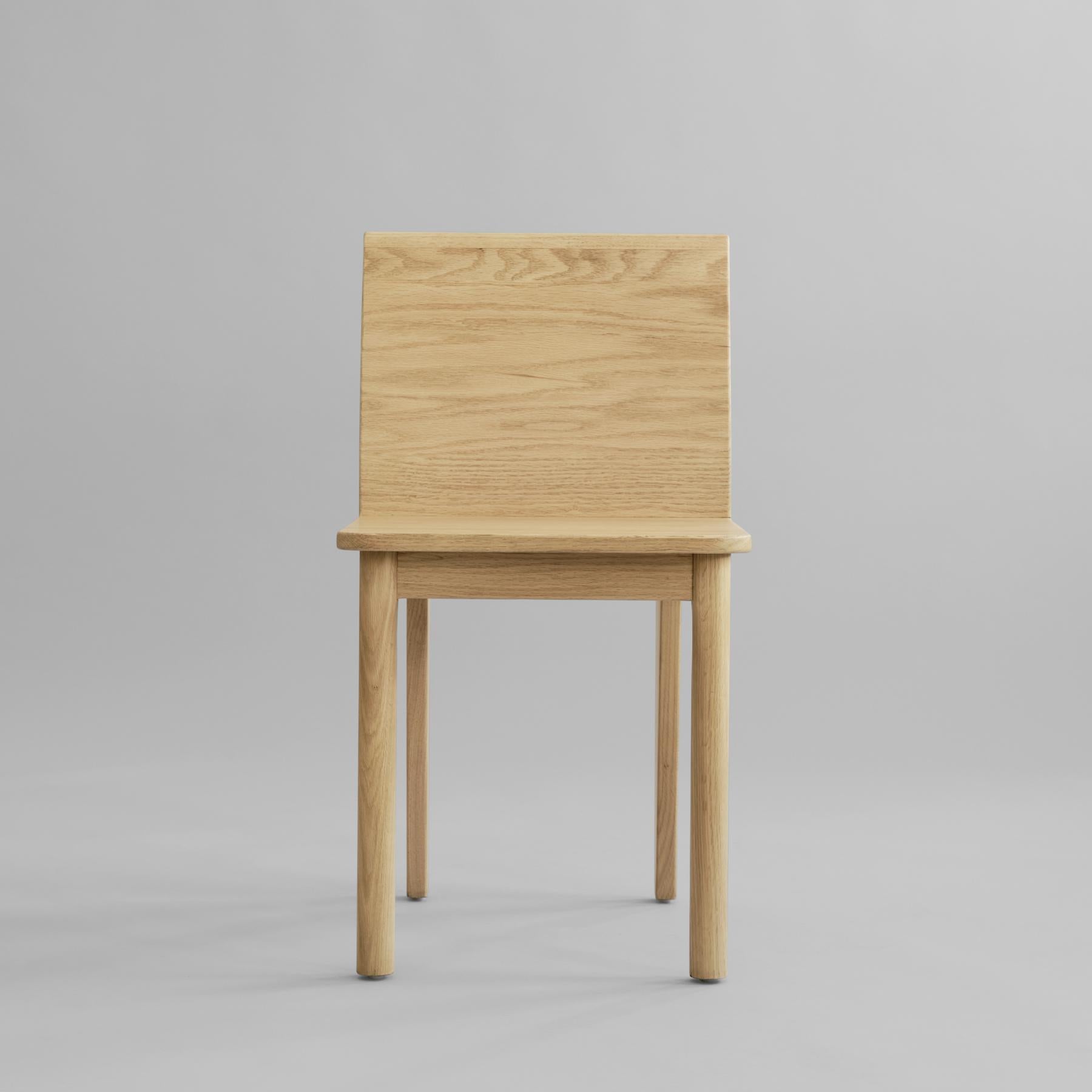 BRUTUS SLIM oak chair
