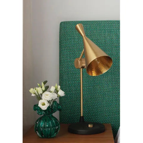 Beat Gold [Coming Soon] table lamp