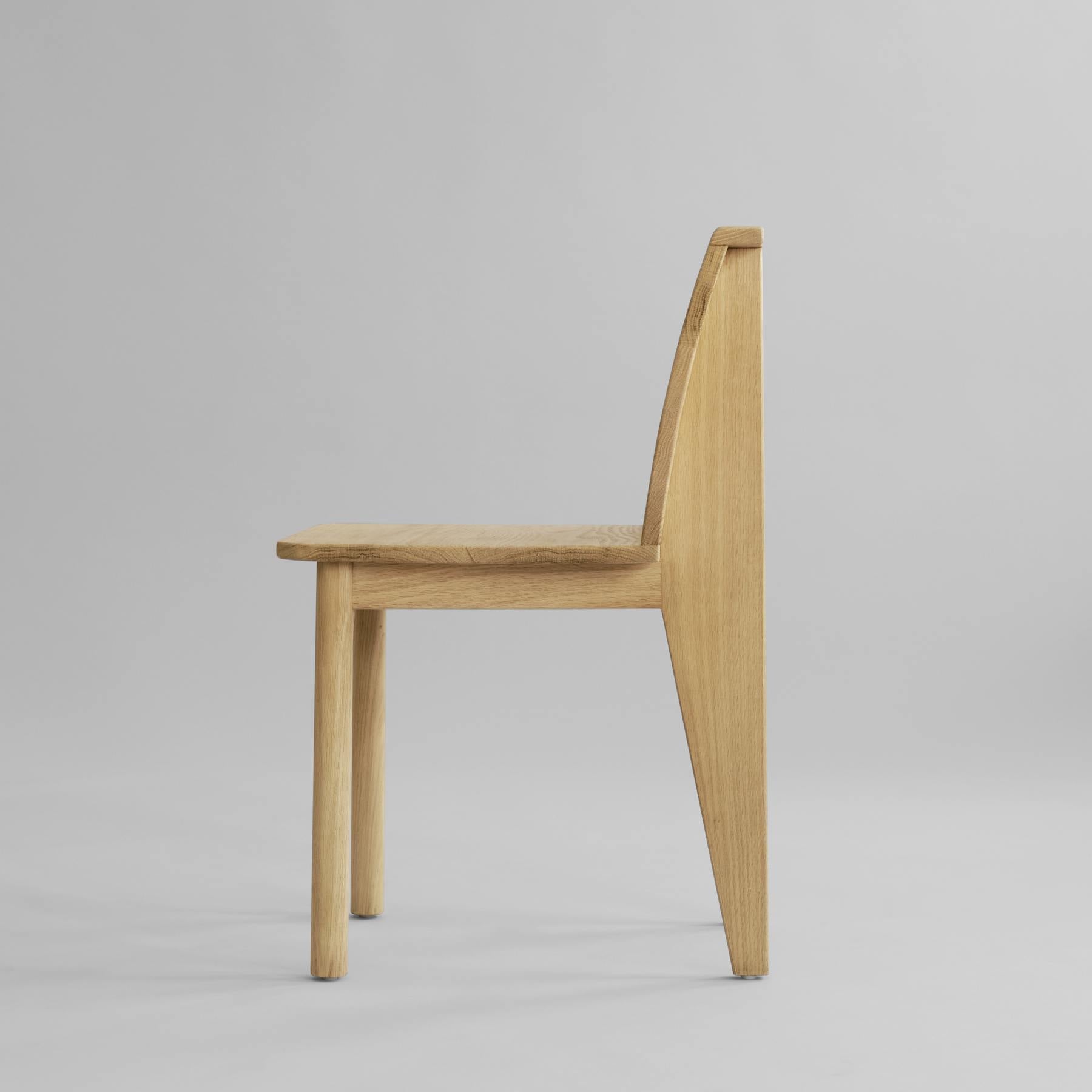 BRUTUS SLIM oak chair