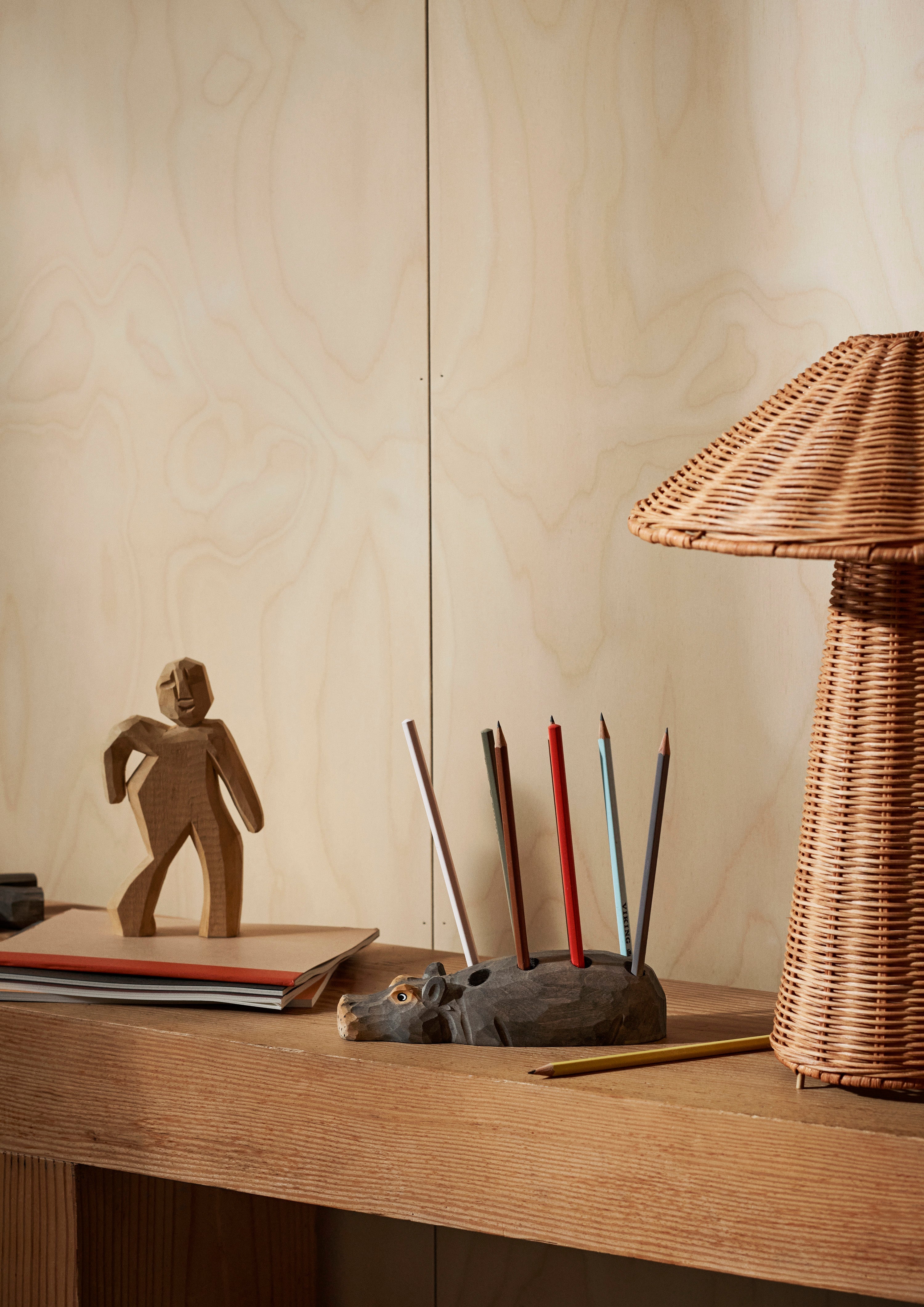 Dou Rattan Tischlampe