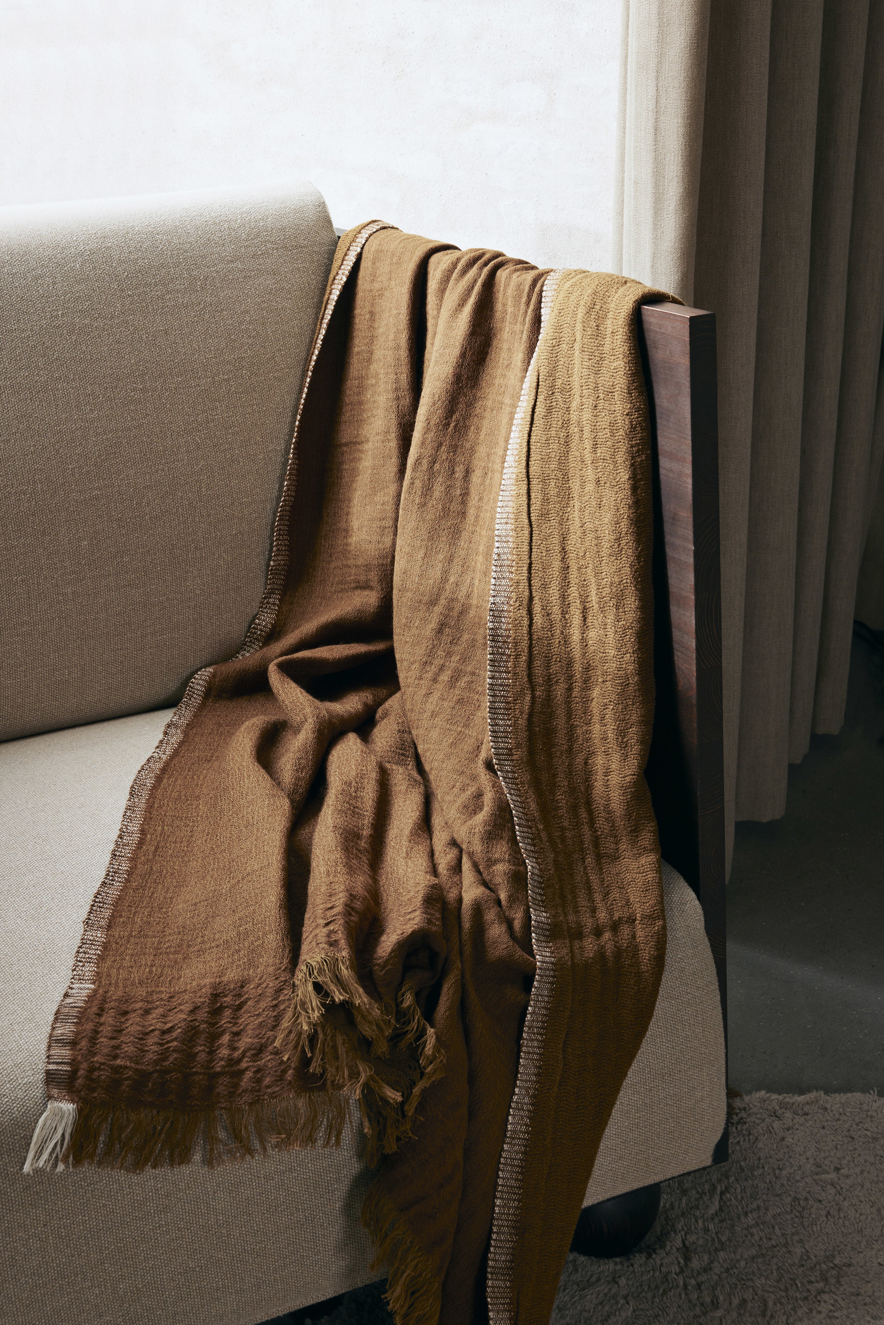 WEAVER bedspread caramel