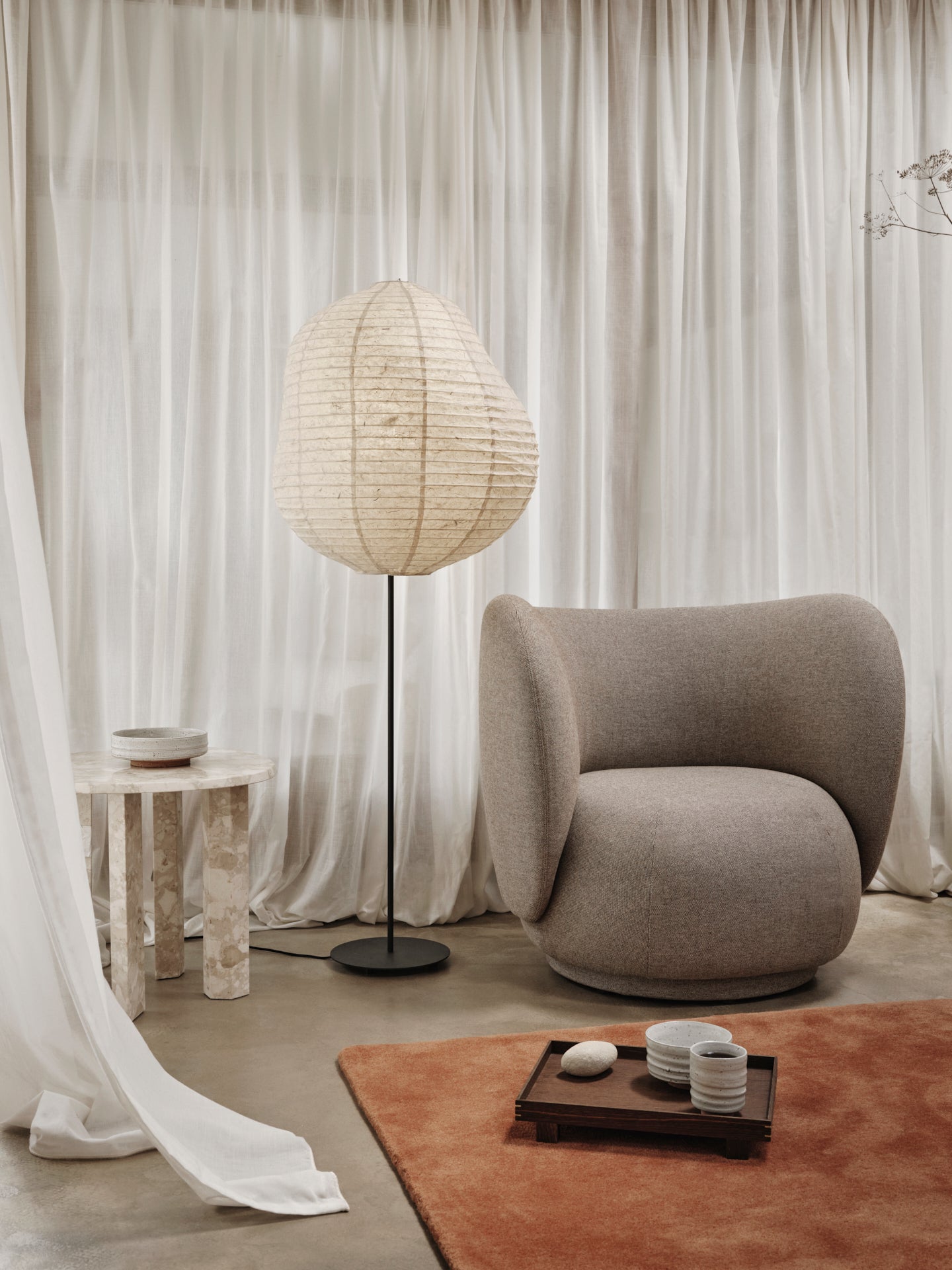 Drehstuhl RICO LOUNGE Main Line Flax kawowy