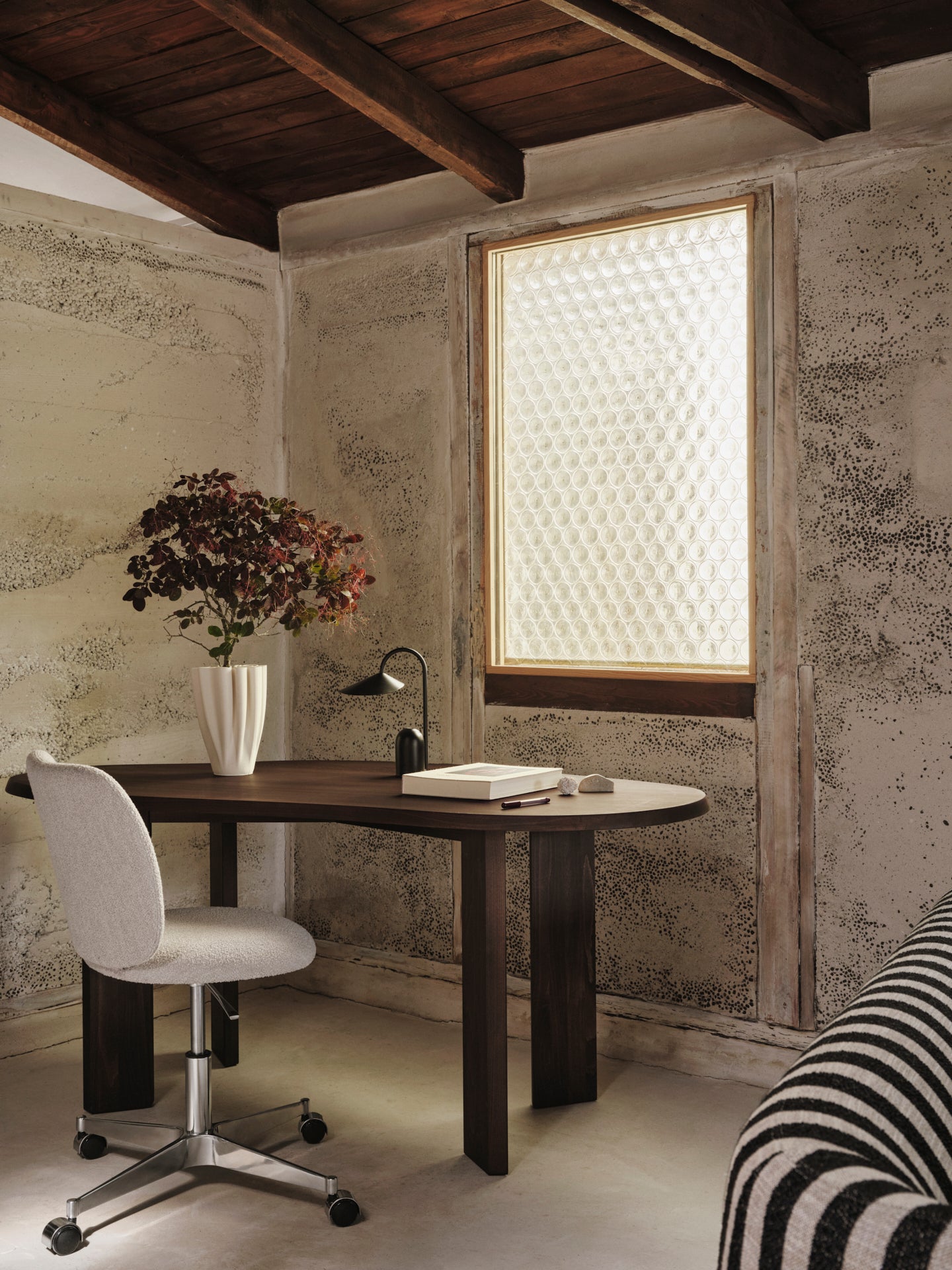 Tragbare schwarze Arum -Lampe