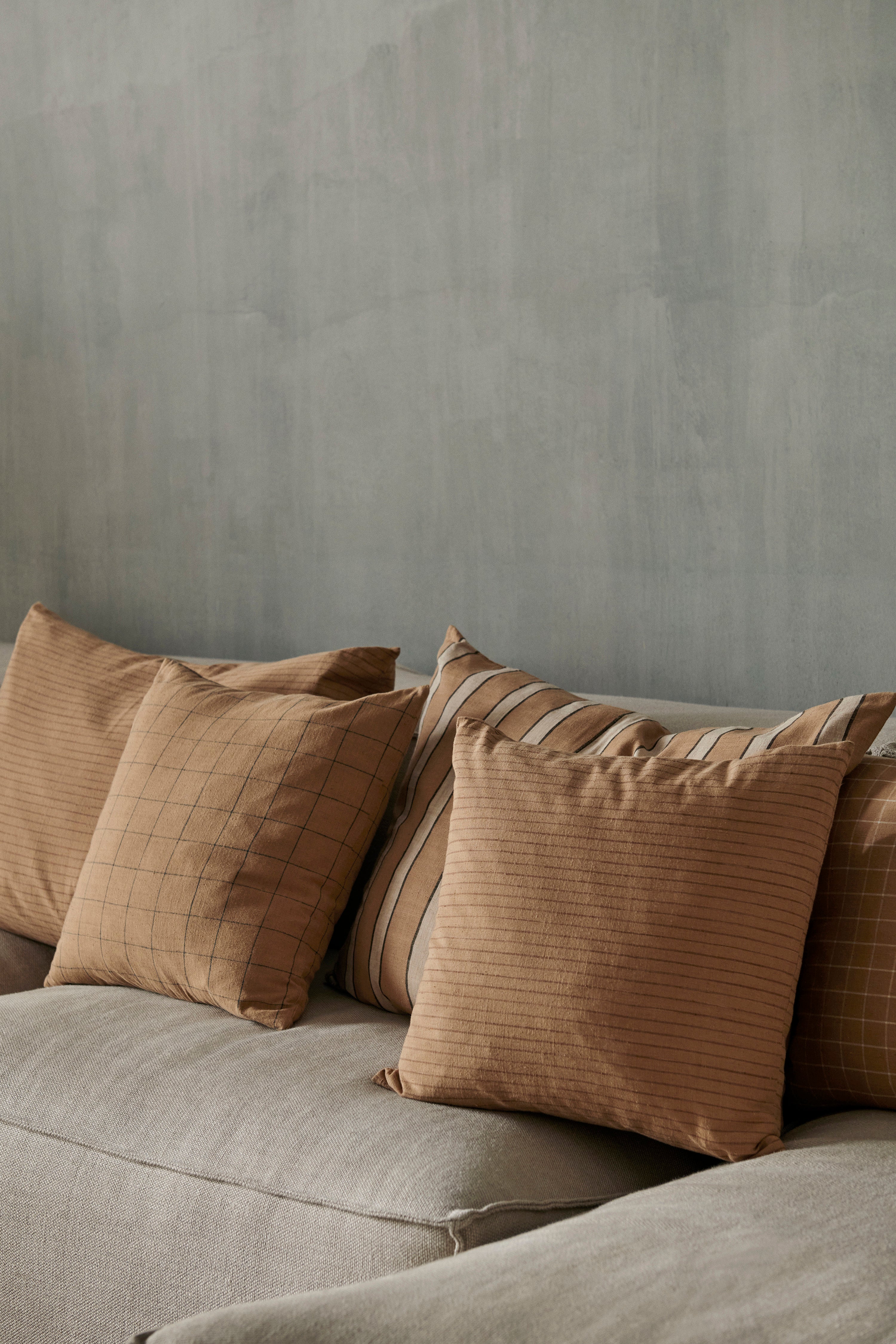 Decorative Pillow RECTANGLE COTTON LINES brown