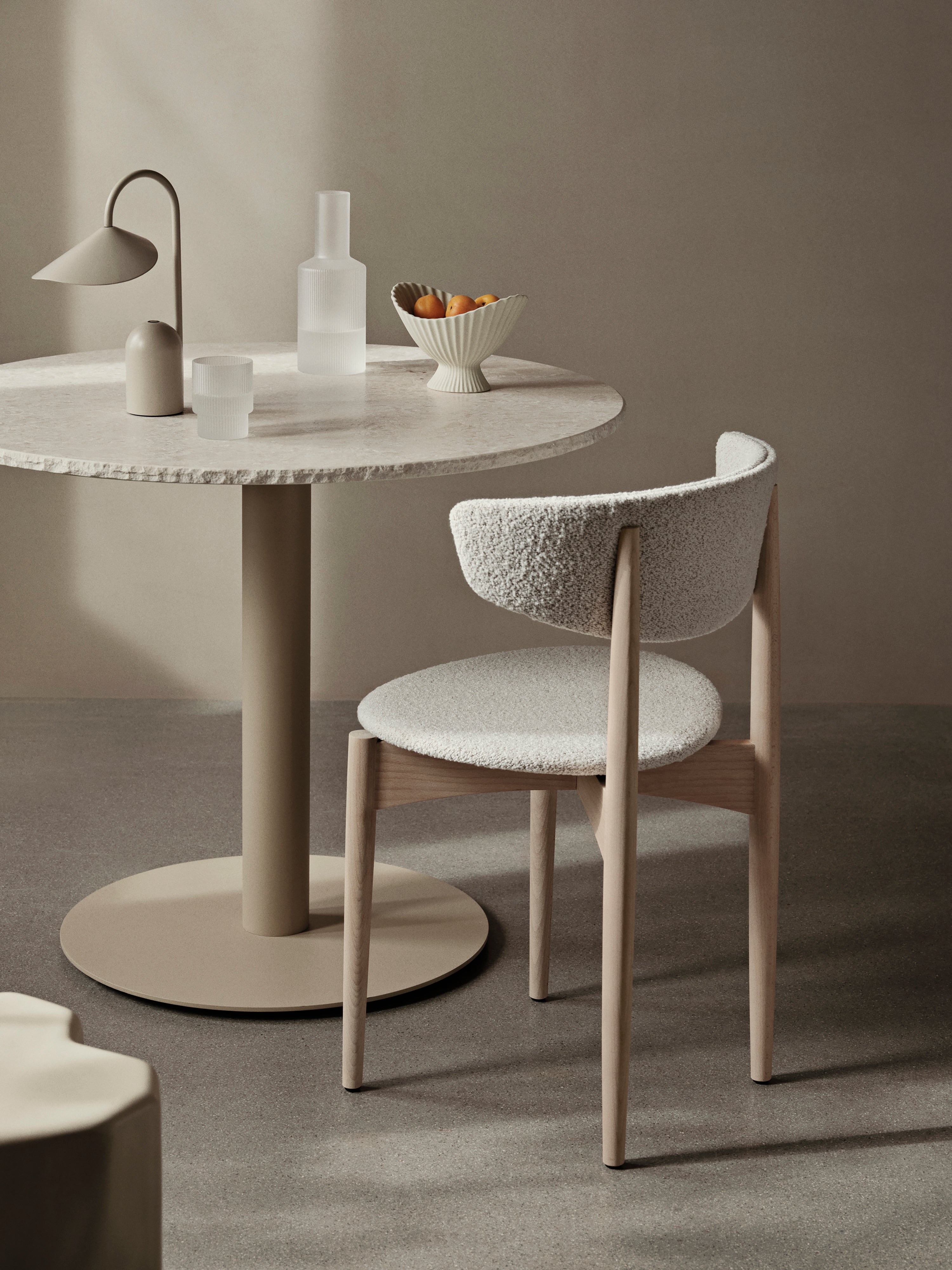 Misa Fountain broken white