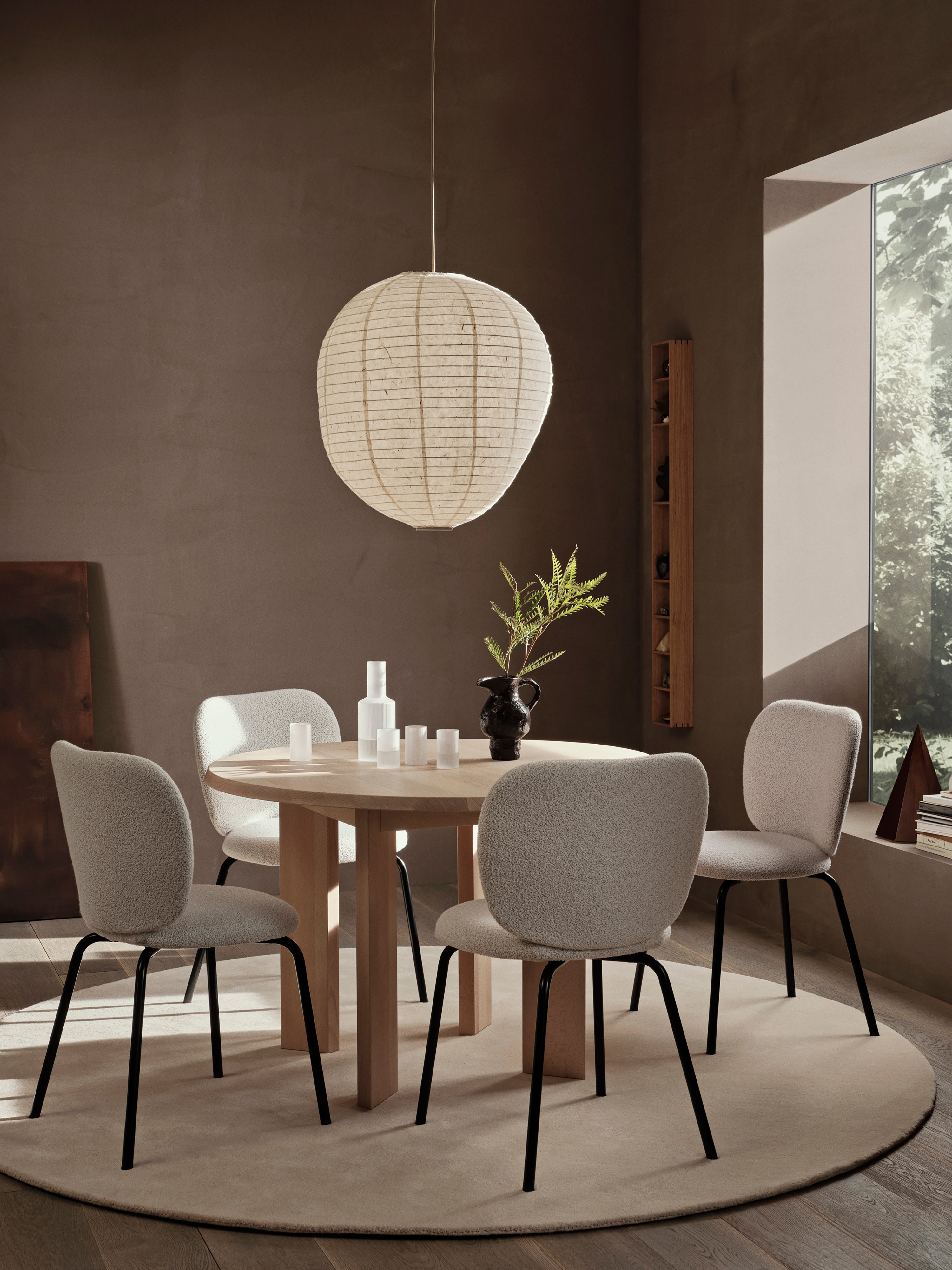 Round table tarn white beech