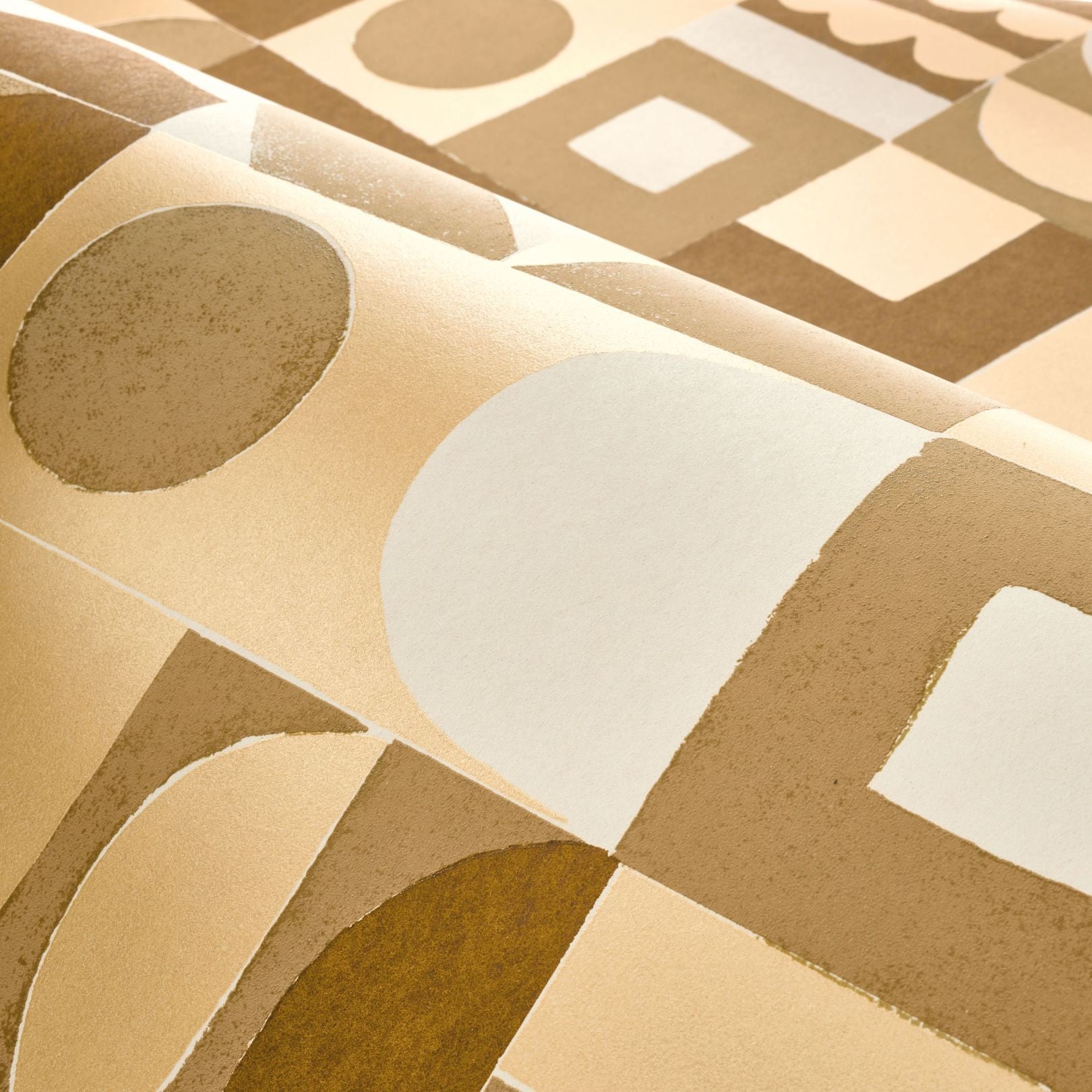 Strukturtapete mit geometrischem Muster GOURNA - OCRE/DORE braun mit Gold