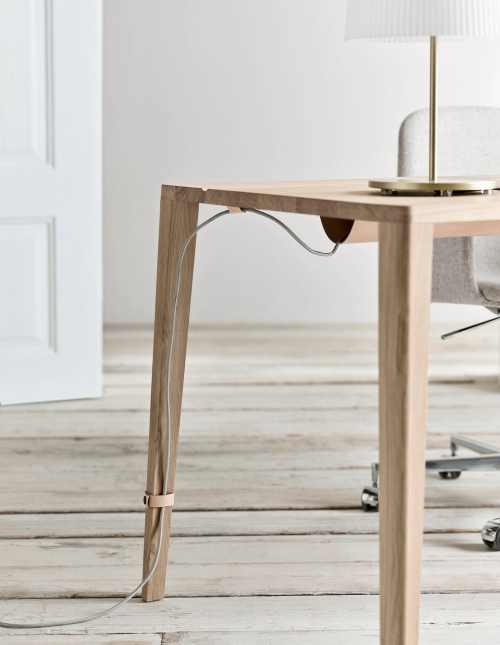 Graceful desk bleached oak wood