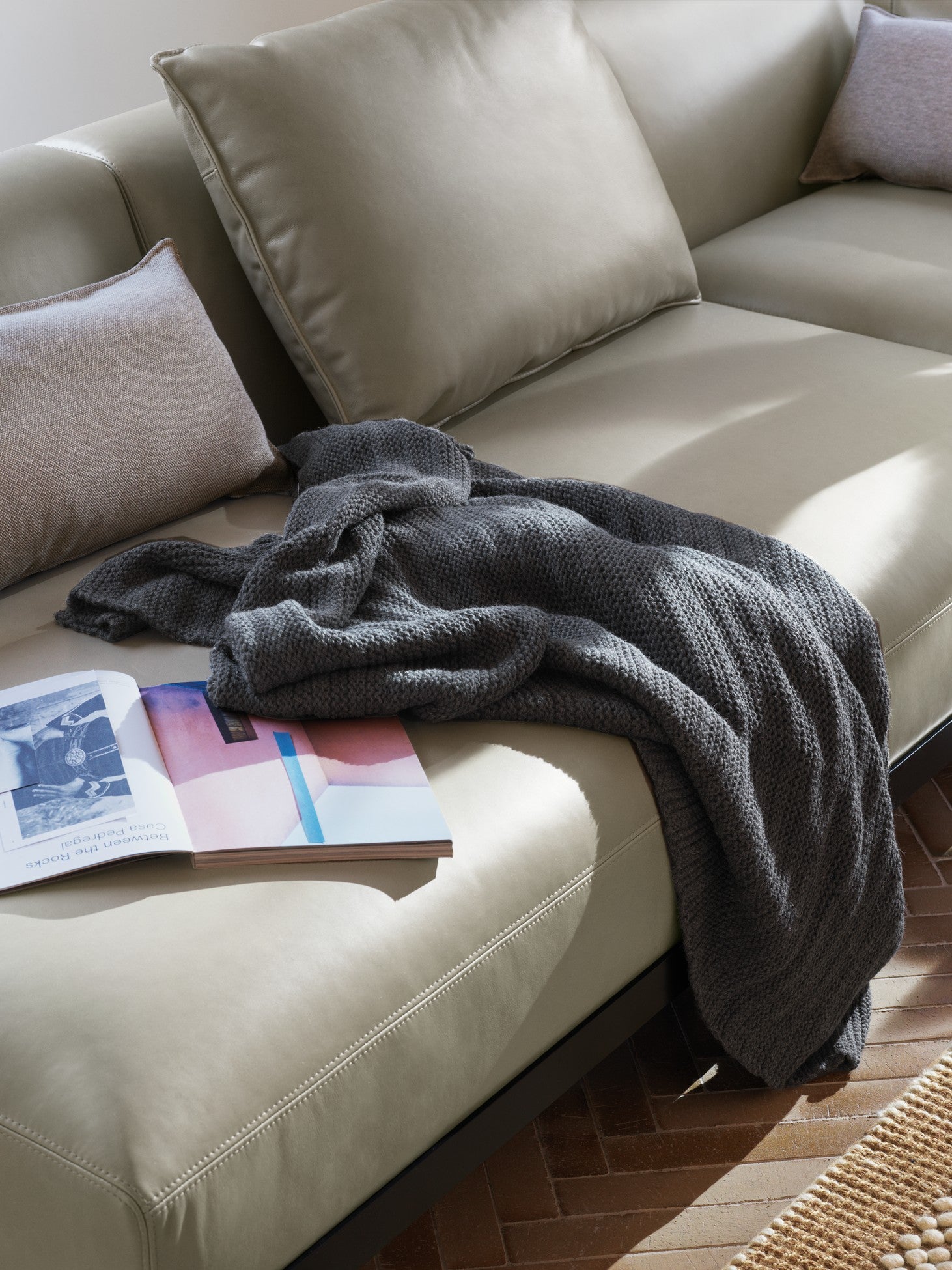 Sofa 3-osobowa IN SITU tapicerowana