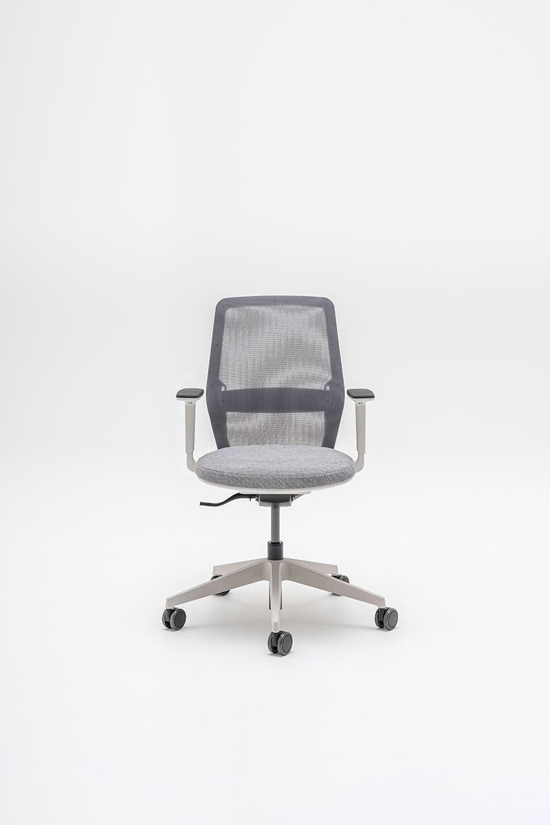 Armchair with an openwork EVO backrest adjustable base with wheels to the hard surface