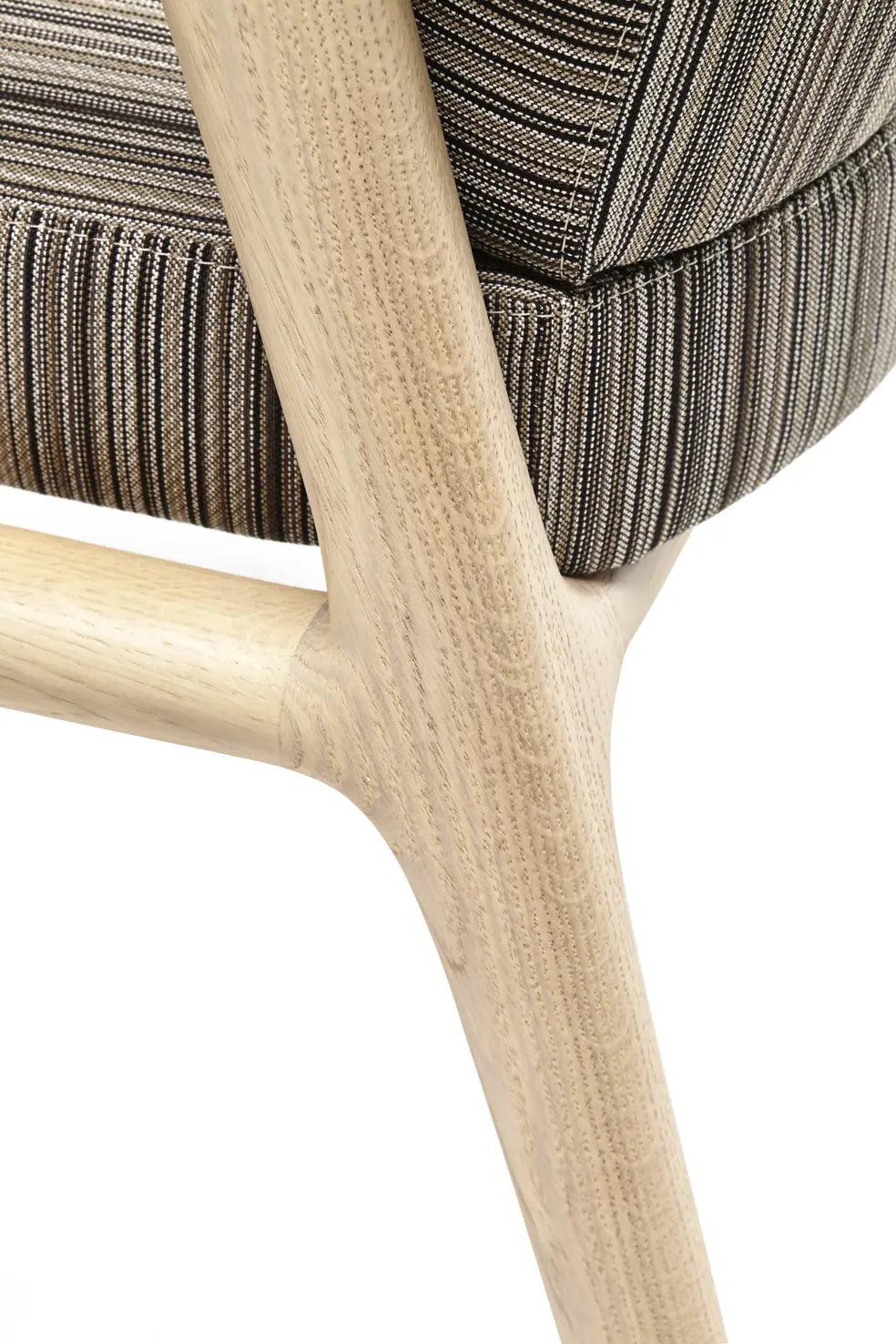 Chair with armrests ZIO oak wood Moooi Eye on Design