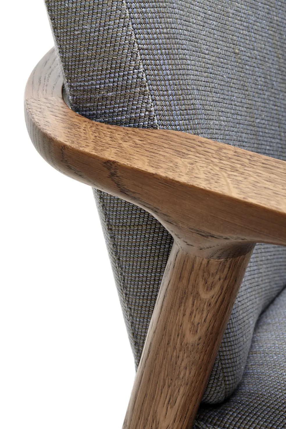 Chair with armrests ZIO oak wood Moooi Eye on Design