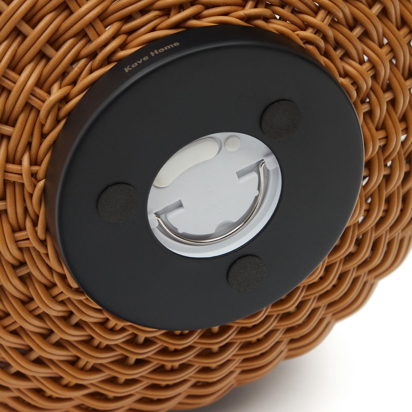 Lampa akumulatorowa SARANELLA brązowy rattan La Forma    Eye on Design