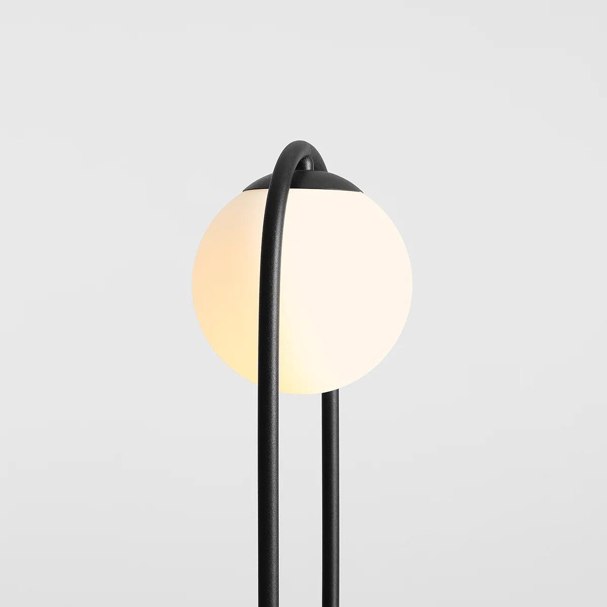 Lampa biurkowa RIVA czarny Artera    Eye on Design