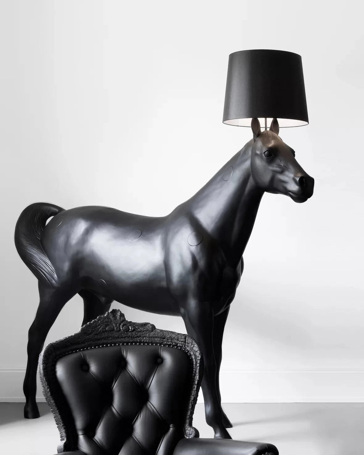 Floor lamp HORSE black Moooi Eye on Design