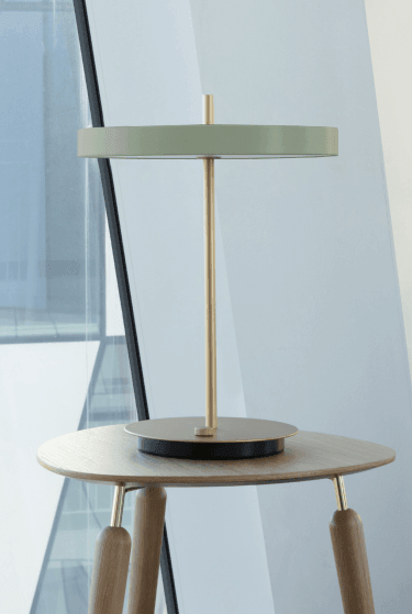 Lampa stołowa ASTERIA TABLE pistacjowy UMAGE    Eye on Design