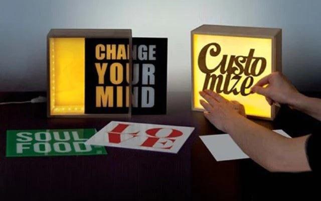 Lampa stołowa LIGHTHINK BOX CHANGE YOUR MIND / LOVE / SOUL FOOD Seletti    Eye on Design