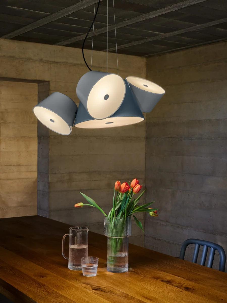 Lampa wisząca okrągła TAM TAM khaki z oliwkowymi kloszami – Marset