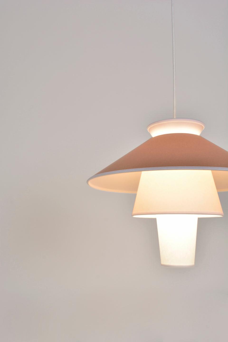 Lampa wisząca RUCHE brzoskwiniowy Market Set    Eye on Design