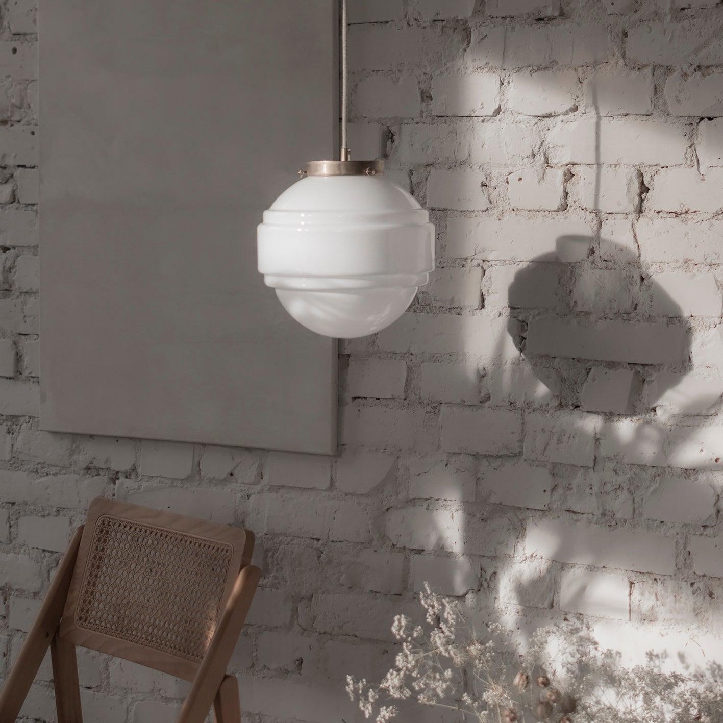 Lampa wisząca SATURN nikiel Embassy Interiors    Eye on Design