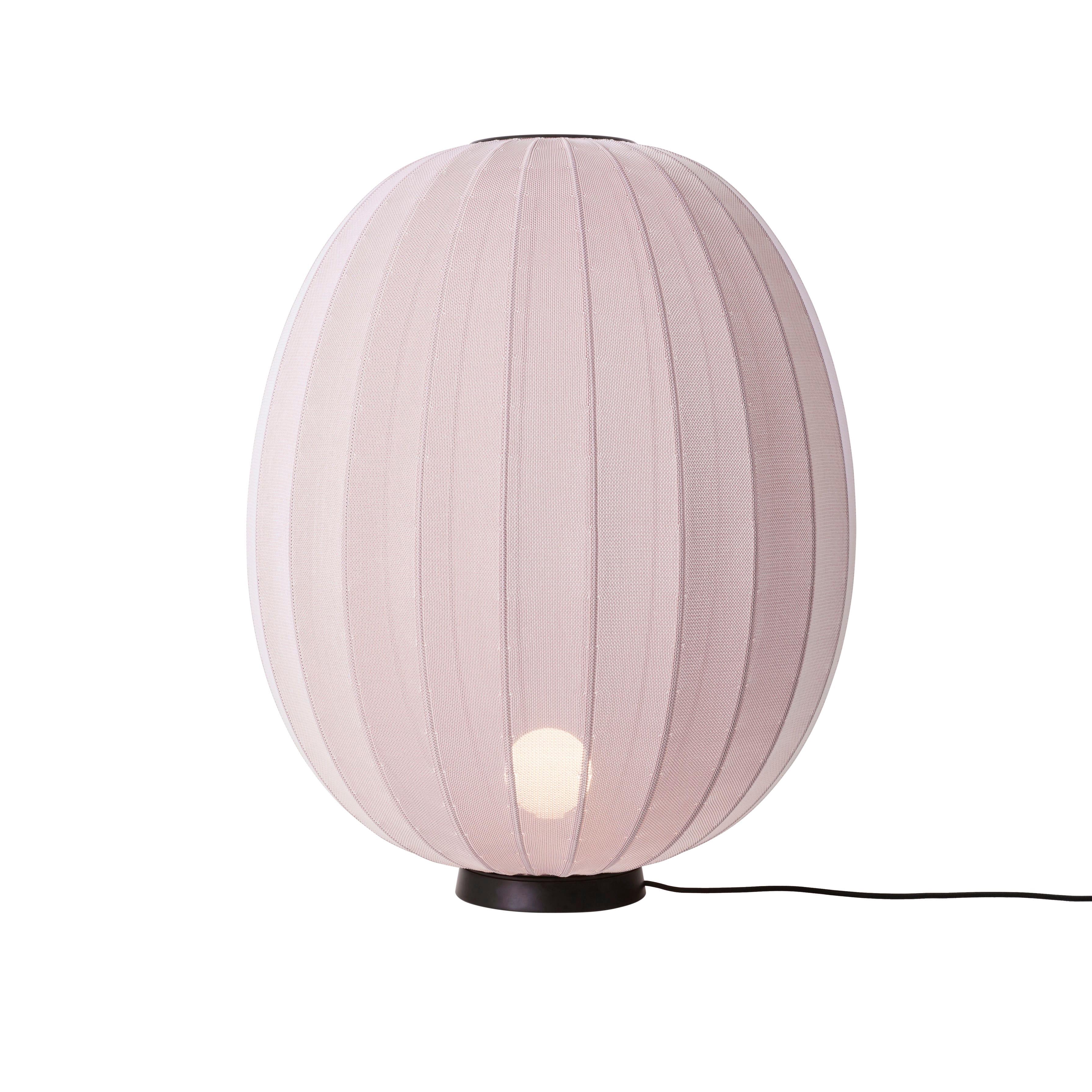 Hoher Strick-auf-Stofflampe hellrosa Level