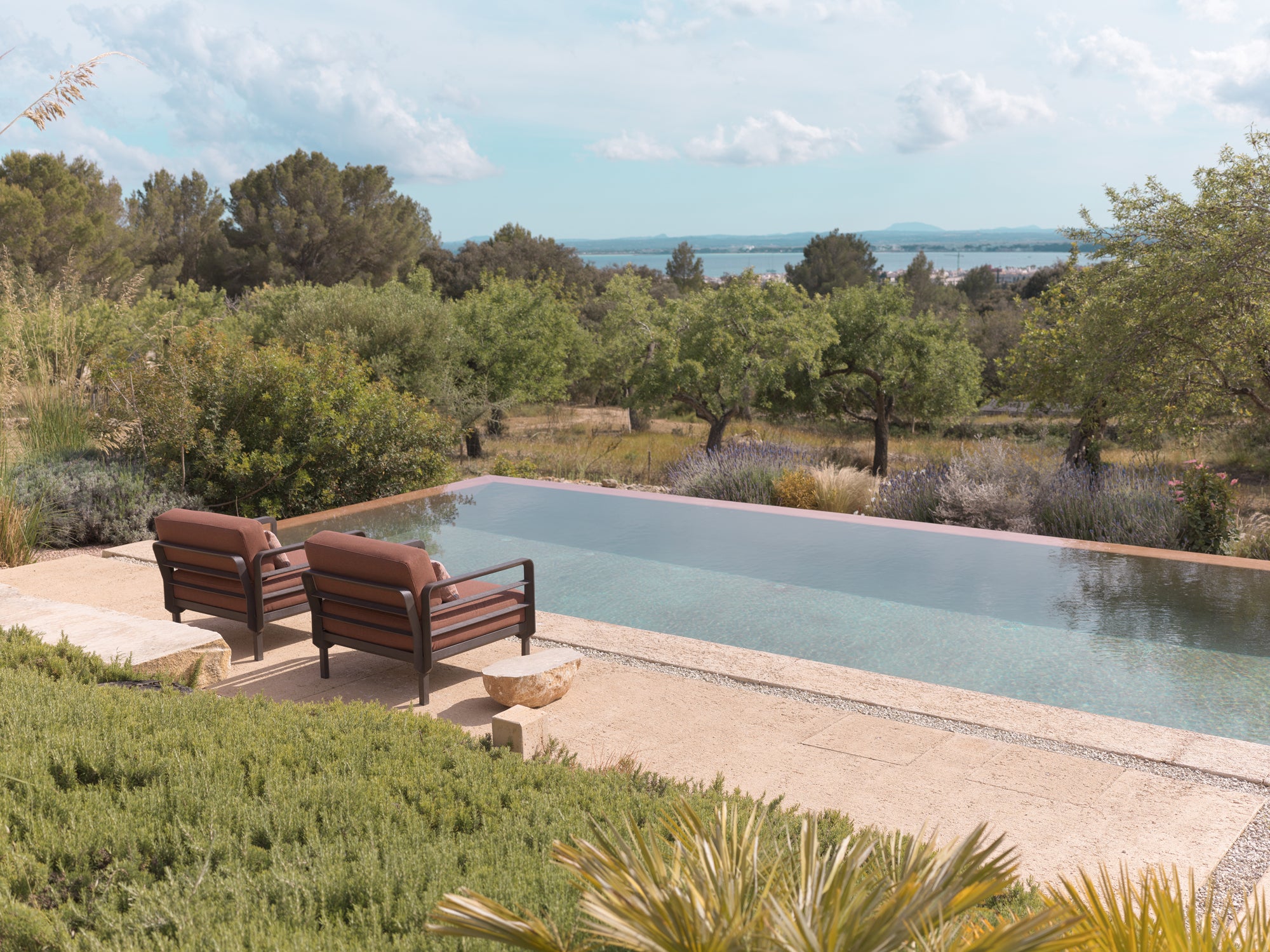 Außenstuhl MAXIMO grau mit grünem Gestell