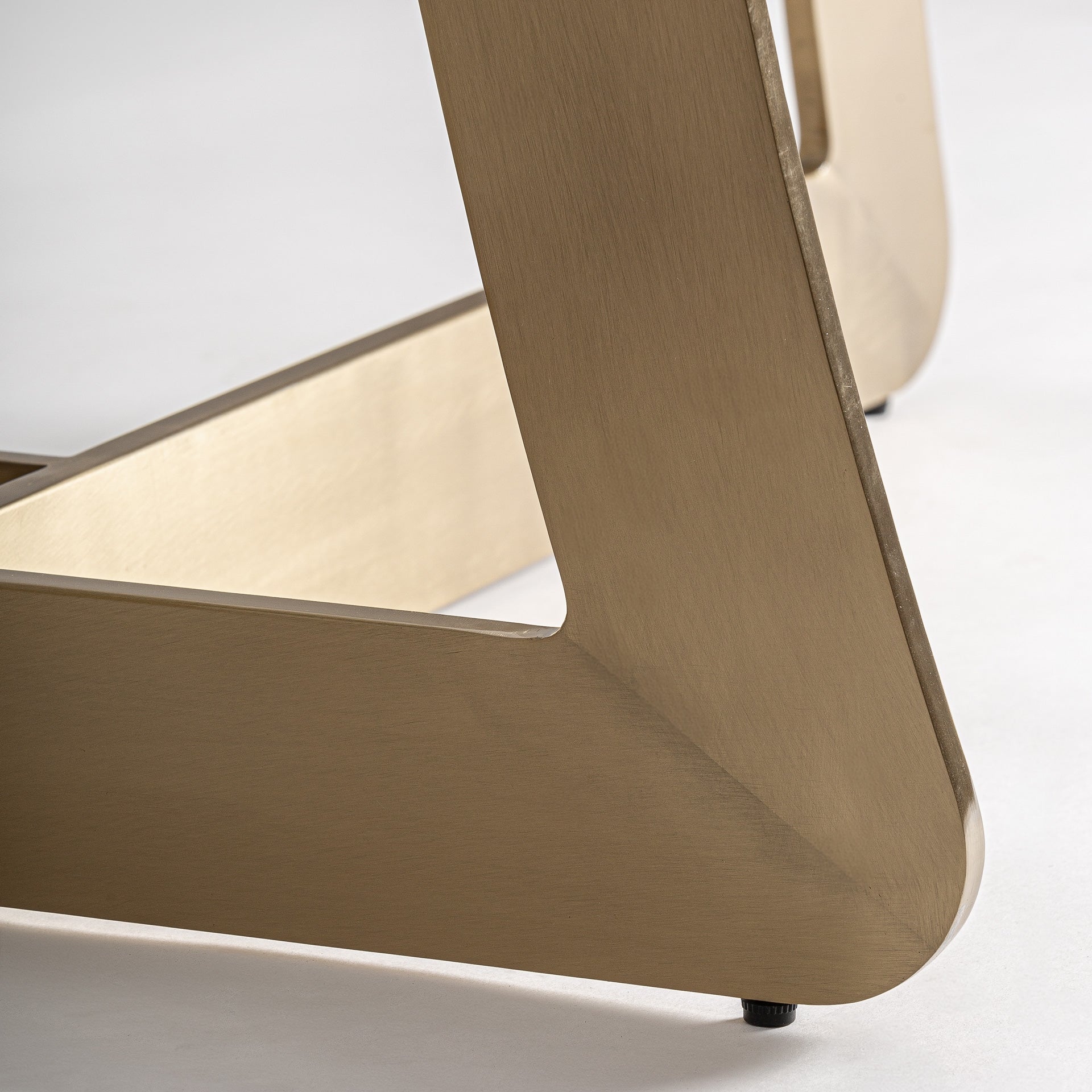 JUSSEY Table with Porcelain Top and Gold Base