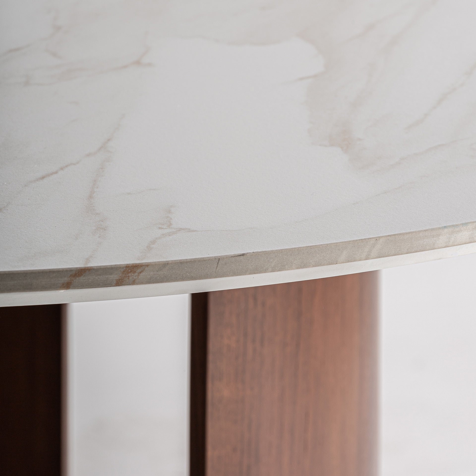 Round Table LHERM Beige Top with Wooden Base