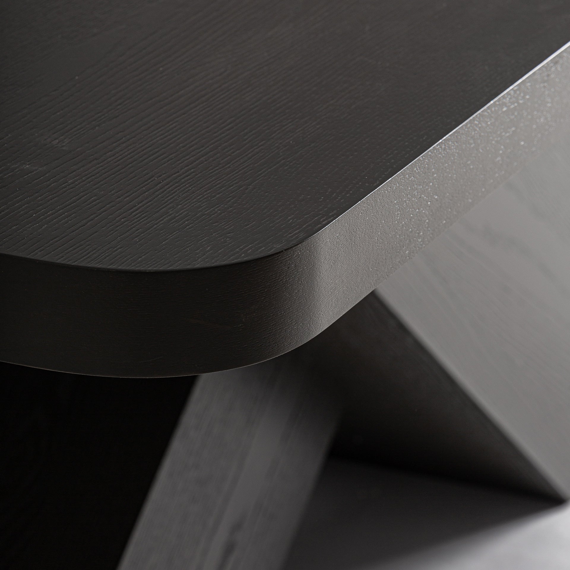 YVORE Table Dark Oak Wood