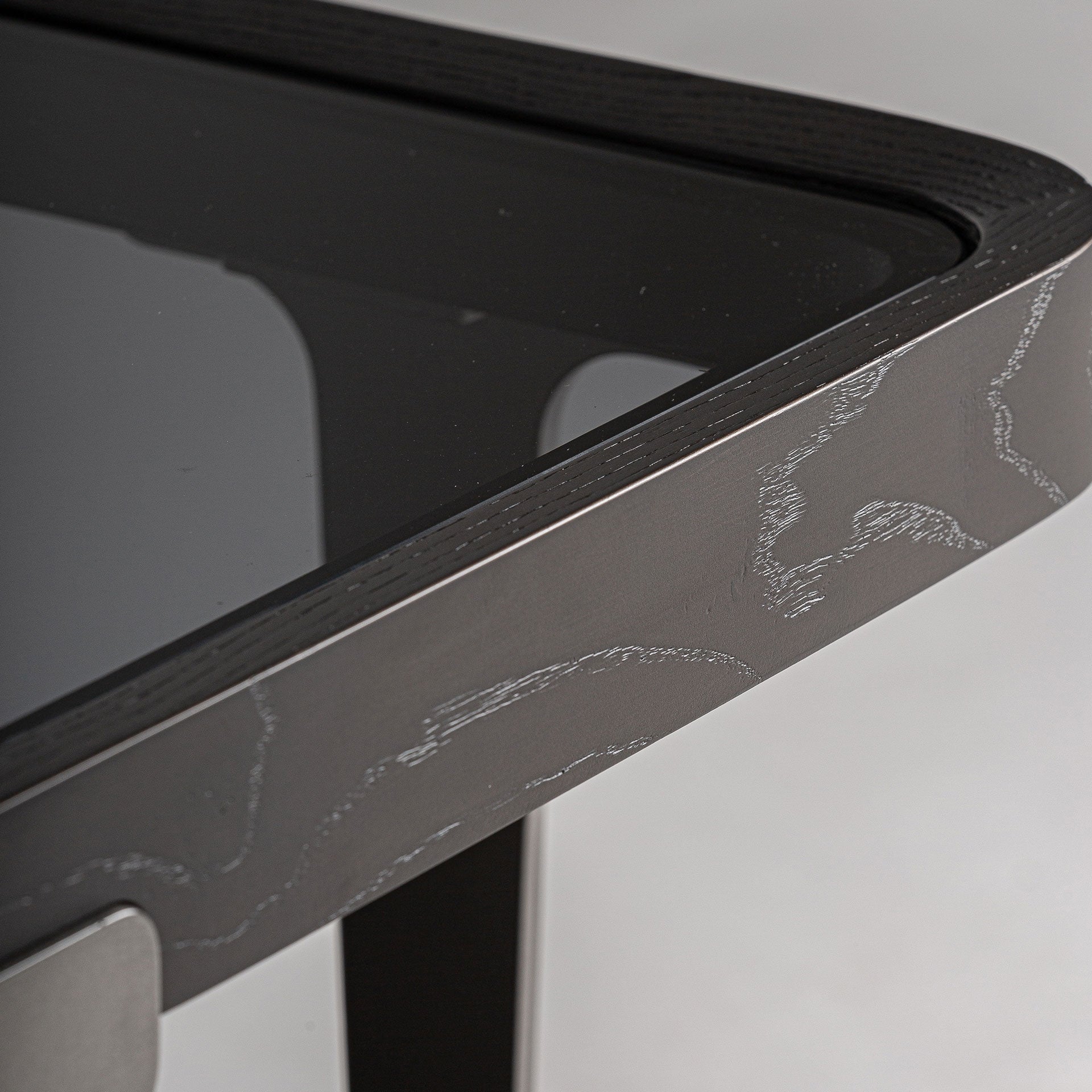 Kaffeetisch BREIL dunkles Eichenfurnier mit Glasplatte